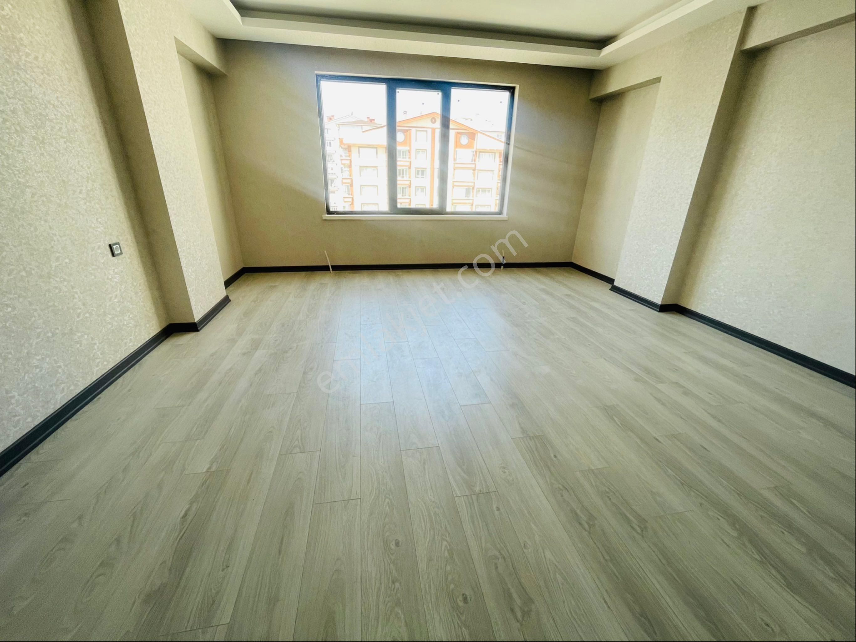 Öz Eda Emlak Tan Satılık 3+1 Daire Bağlum Merkez De - Görsel 10