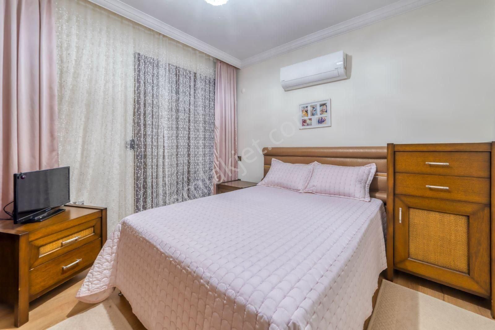 Alanya Tepe’de 2+1 Ayrı Mutfaklı Deniz Ve Kale Manzaralı Daire – Eşsiz Konum, Muhteşem Enerji! - Görsel 14