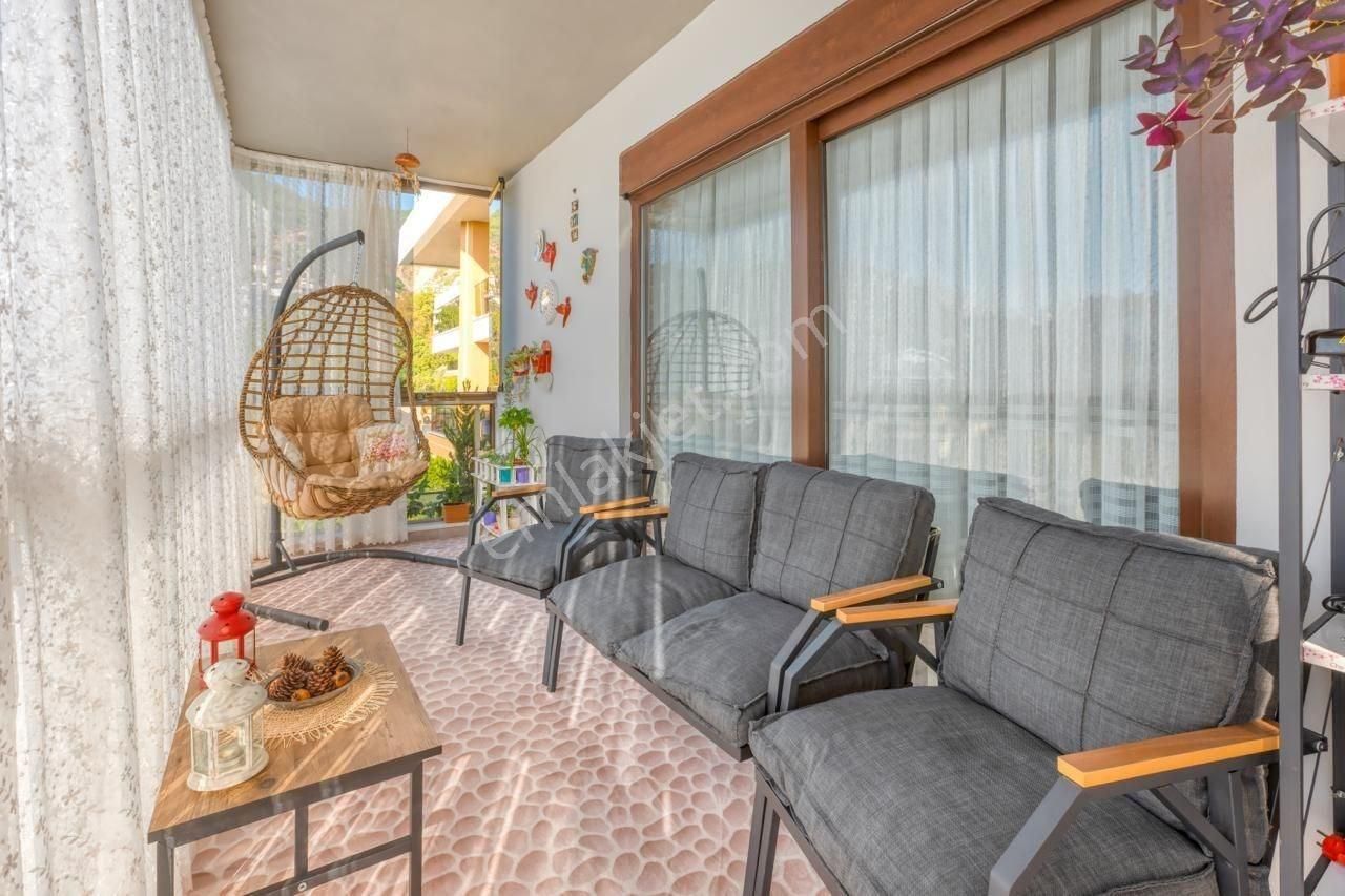 Alanya Tepe’de 2+1 Ayrı Mutfaklı Deniz Ve Kale Manzaralı Daire – Eşsiz Konum, Muhteşem Enerji! - Görsel 22