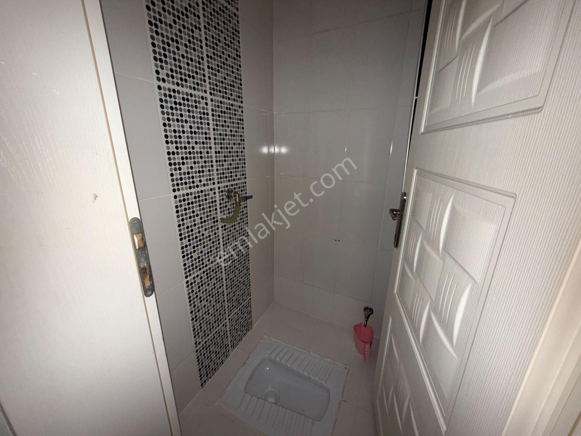 Kentpark Civarı Bahçelı Kiralık Daire 2+1 - Bahadır Eker'den - Görsel 15