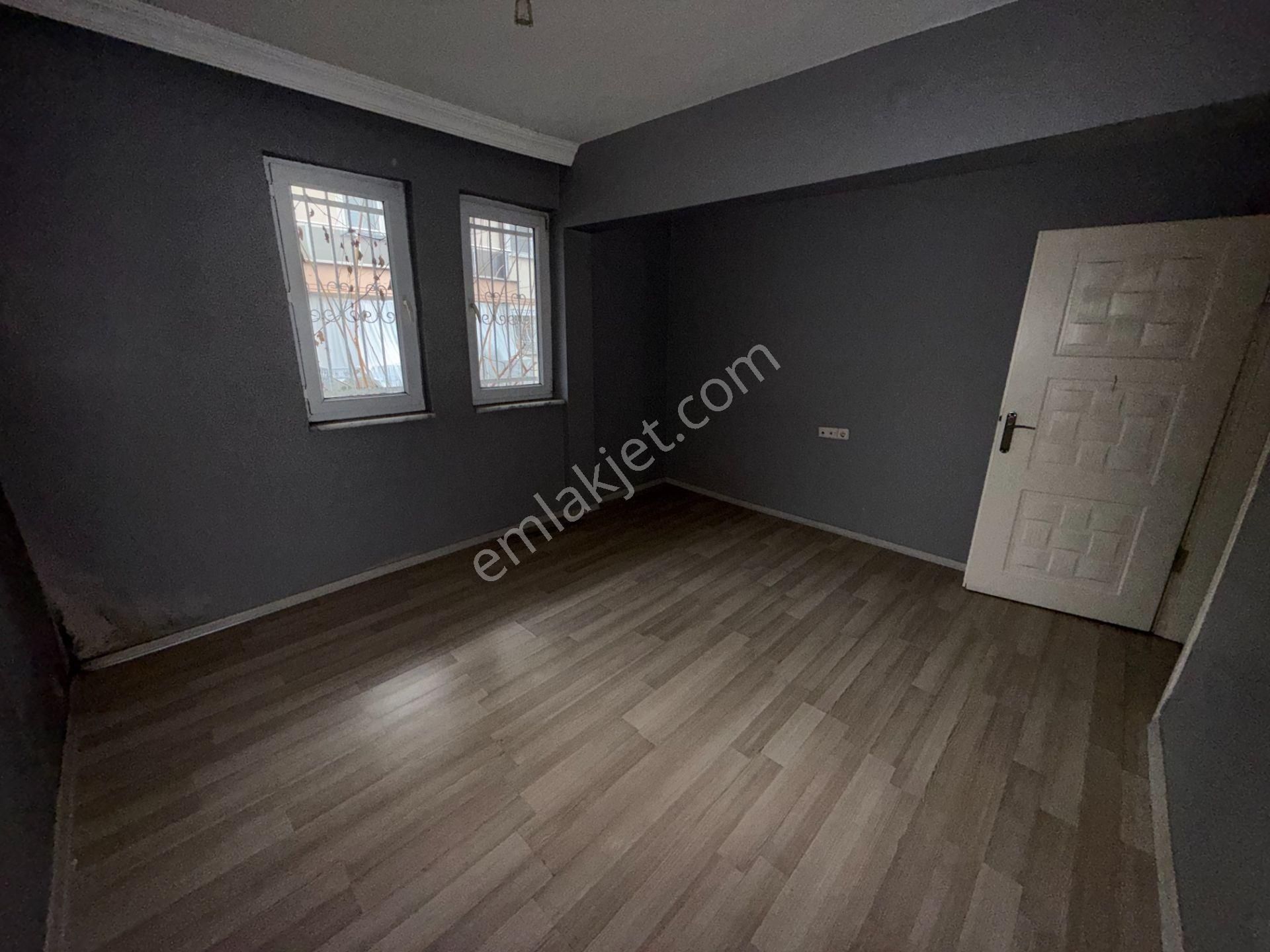 Kentpark Civarı Bahçelı Kiralık Daire 2+1 - Bahadır Eker'den - Görsel 18