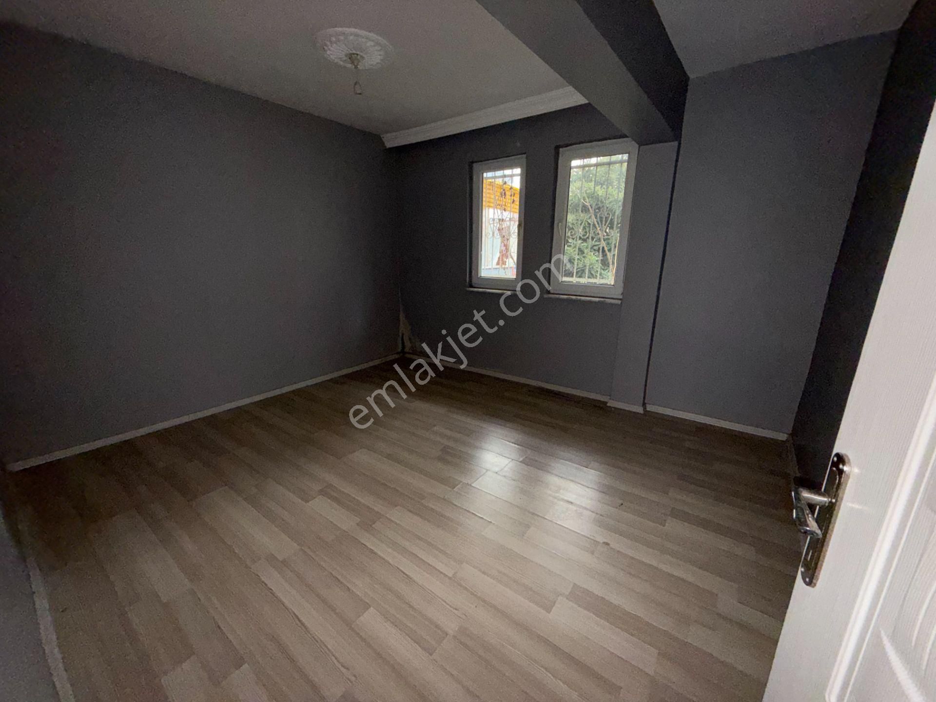 Kentpark Civarı Bahçelı Kiralık Daire 2+1 - Bahadır Eker'den - Görsel 17