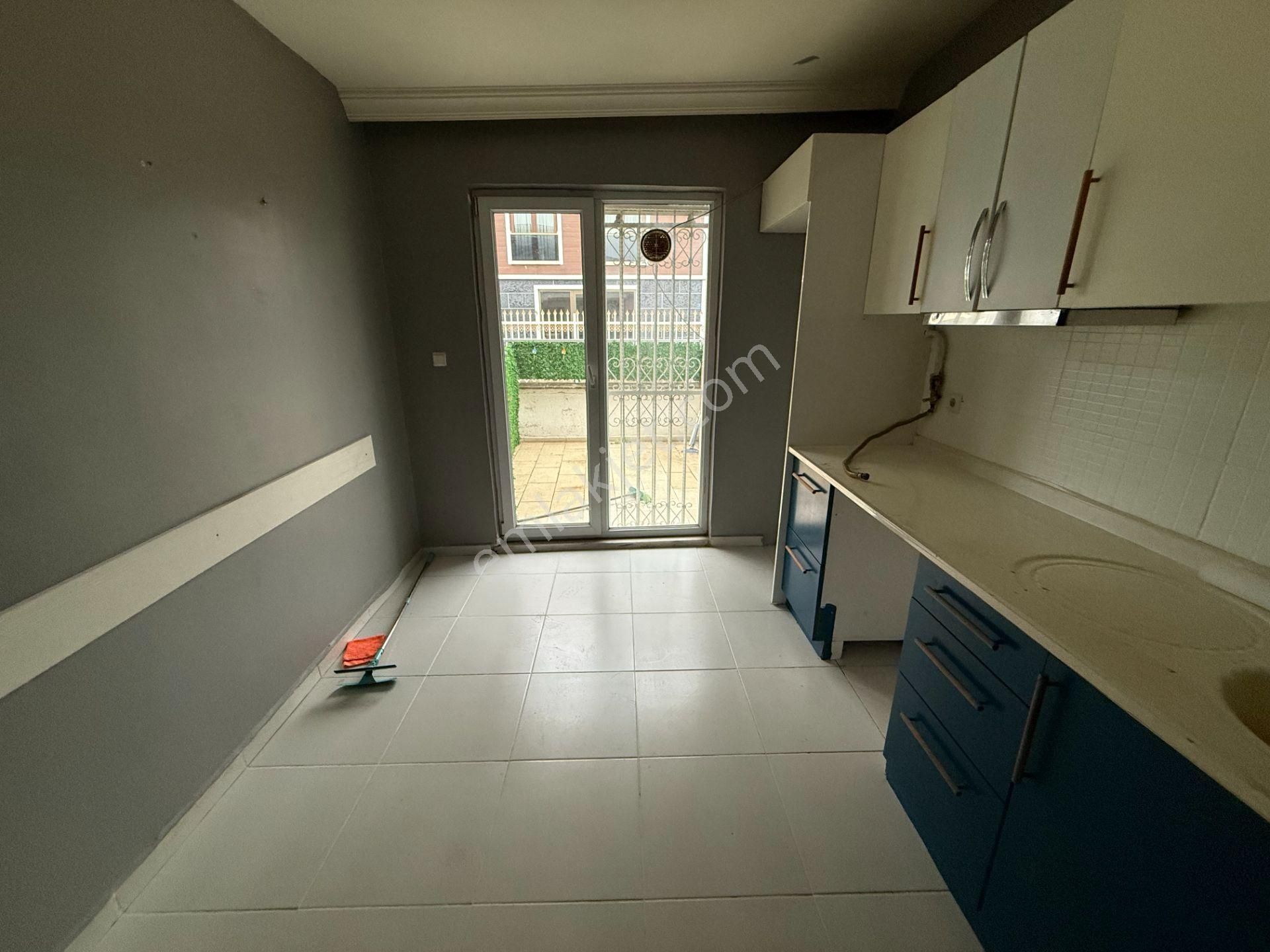 Kentpark Civarı Bahçelı Kiralık Daire 2+1 - Bahadır Eker'den - Görsel 3