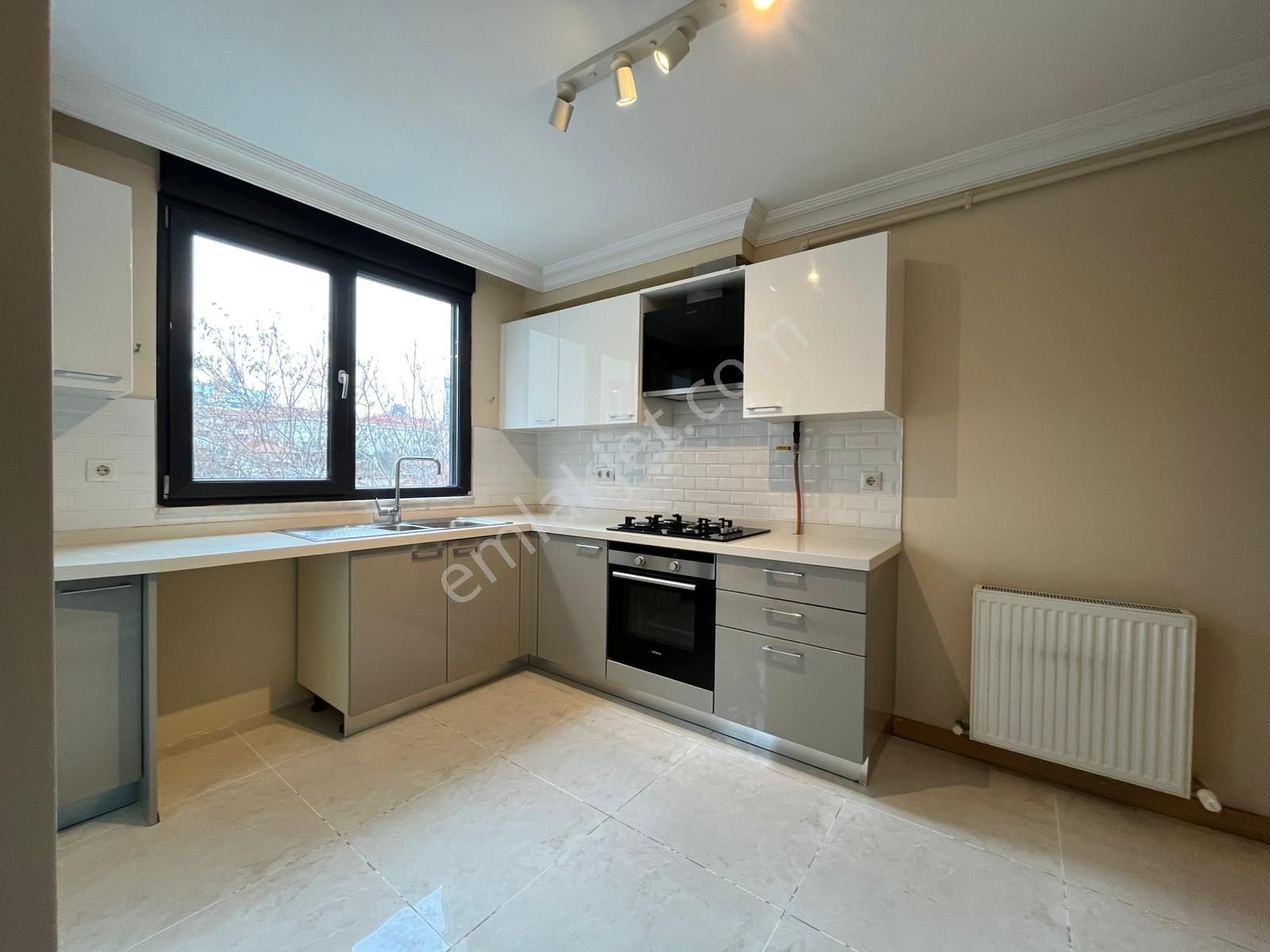 Oben'den Acıbadem'de Metroya Yakın Geniş 3+1 108m² Net Daire - Görsel 10