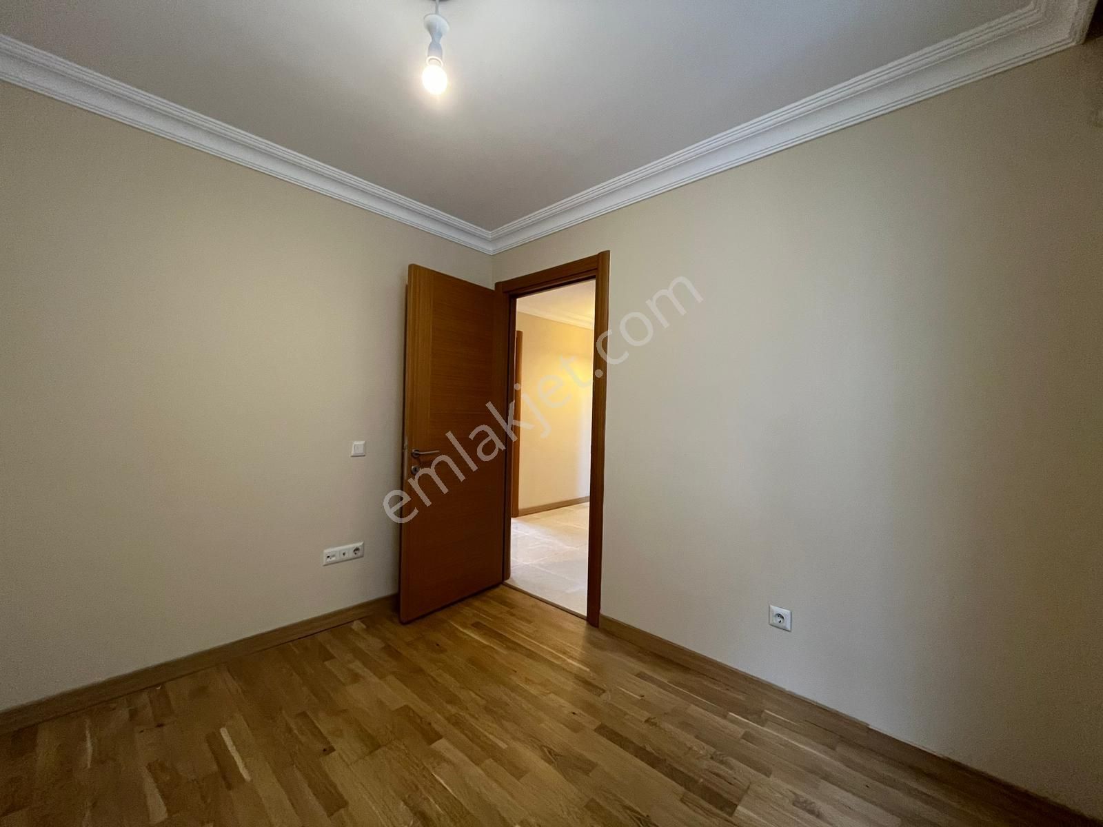 Oben'den Acıbadem'de Metroya Yakın Geniş 3+1 108m² Net Daire - Görsel 25