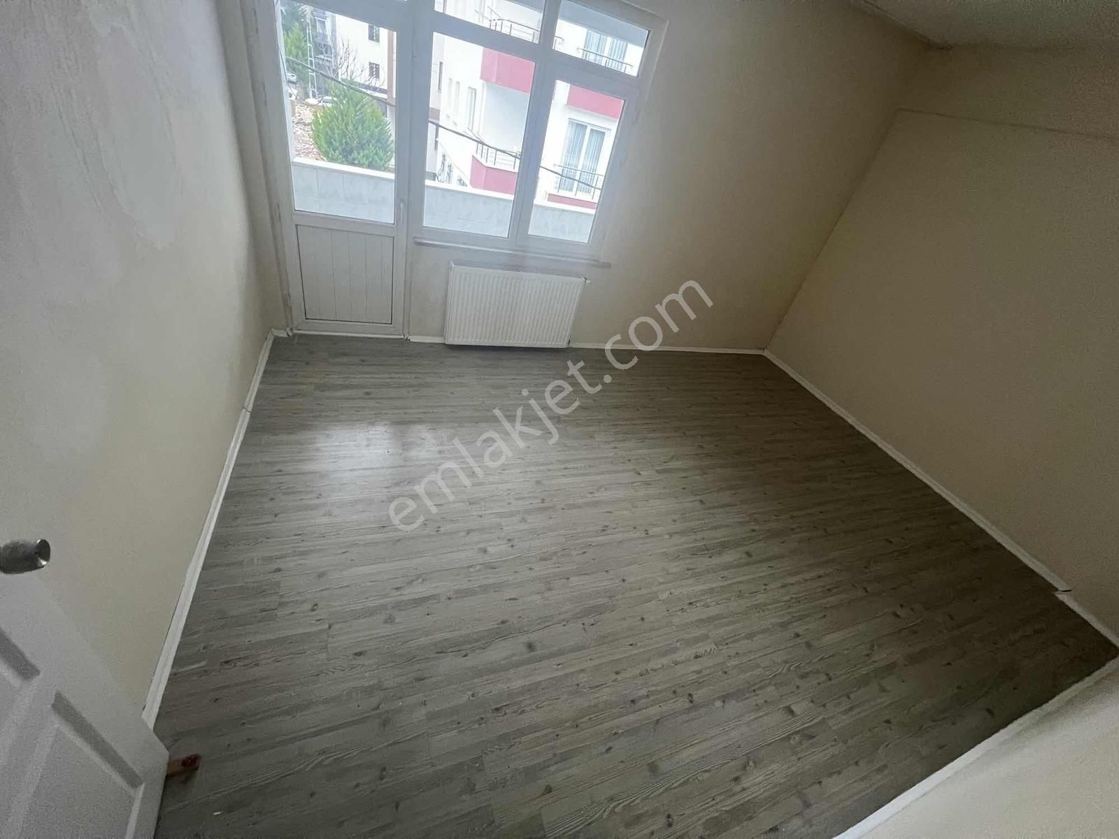 Çekmeköy Cumhuriyet Mahallesi'nde 2 + 1 Kiralık Daire - Görsel 27