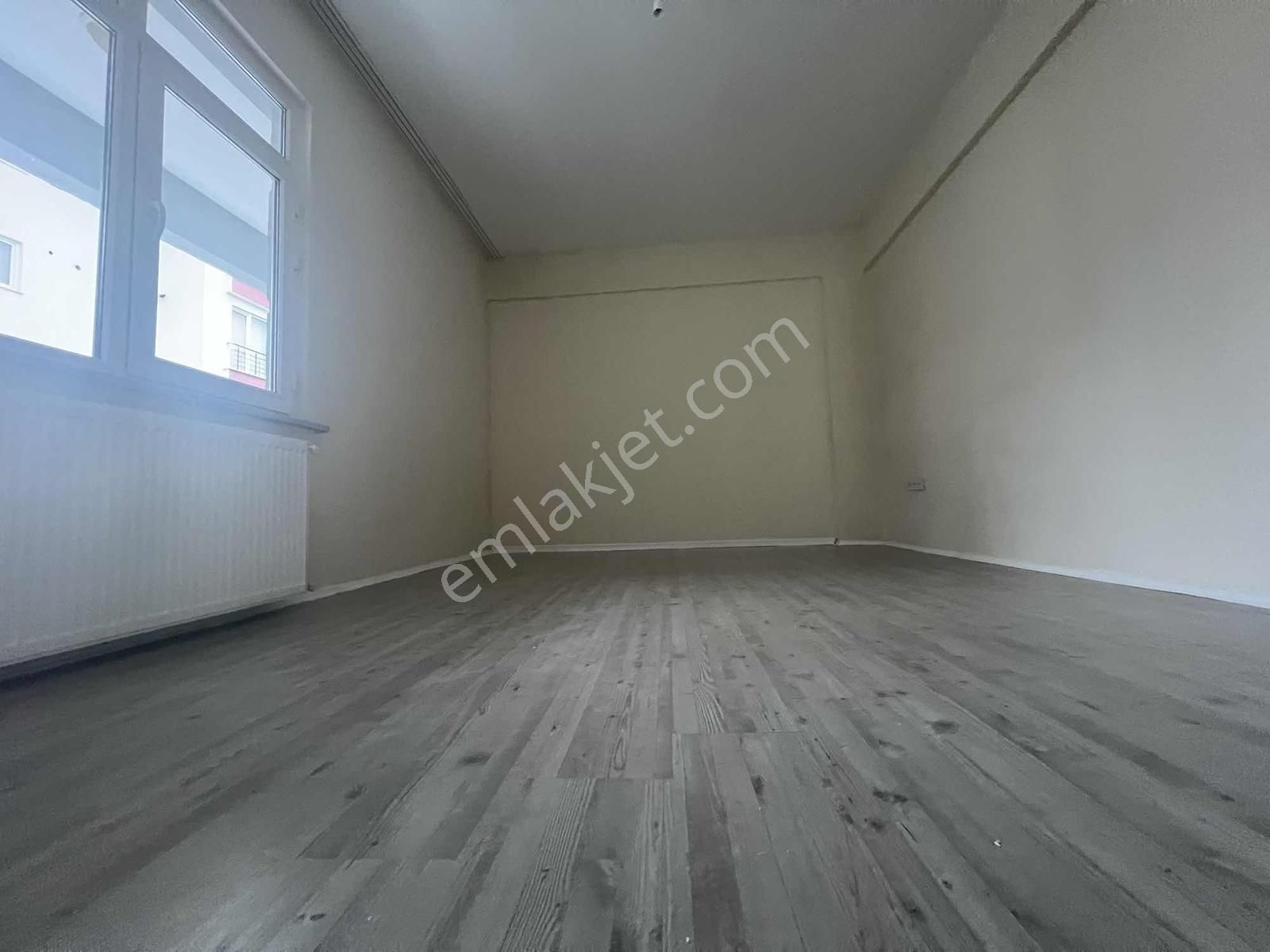 Çekmeköy Cumhuriyet Mahallesi'nde 2 + 1 Kiralık Daire - Görsel 18