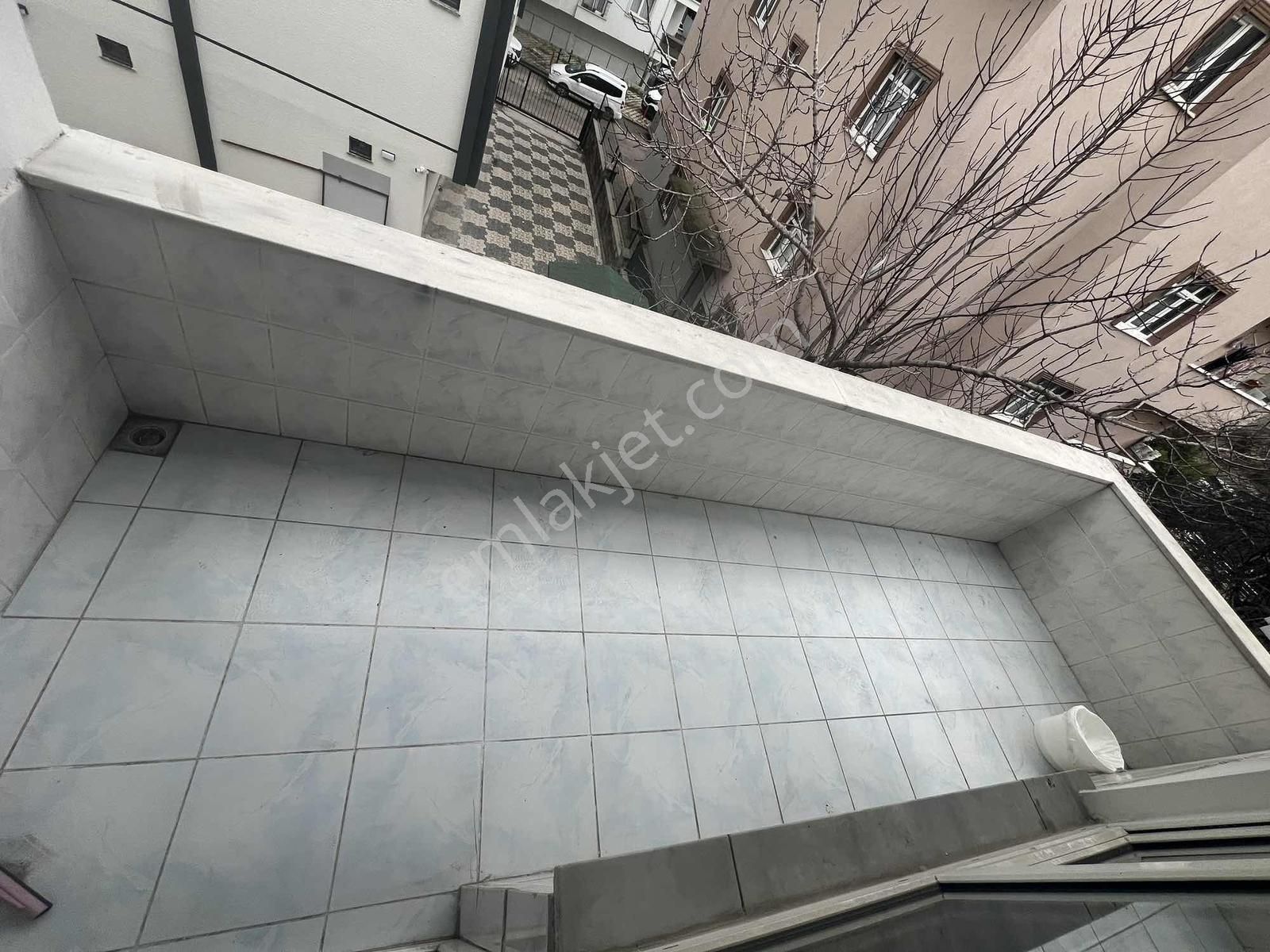 Çekmeköy Cumhuriyet Mahallesi'nde 2 + 1 Kiralık Daire - Görsel 14