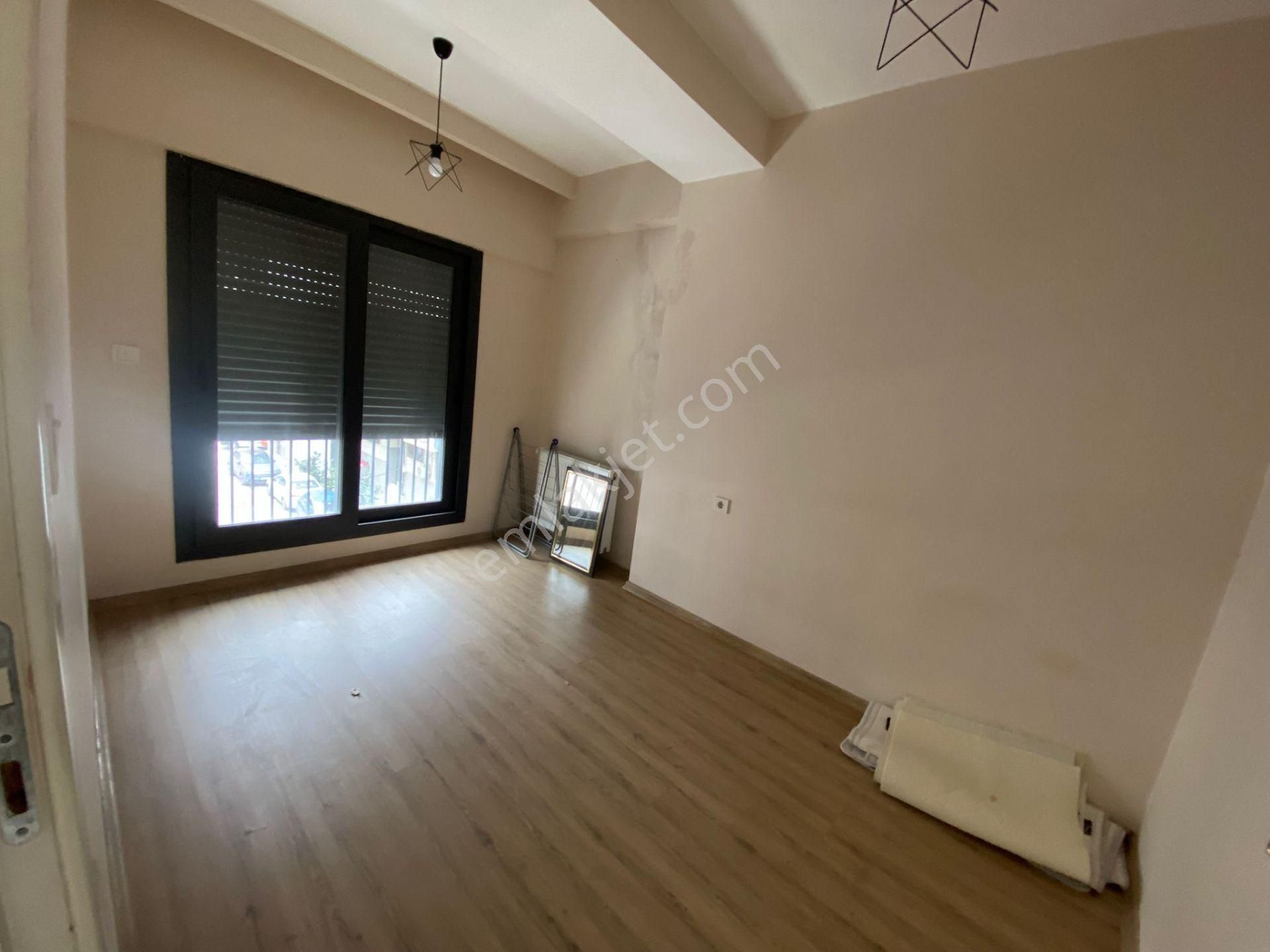 Acill Buca Hasanağa Bahçesi Üçkuyular Meydan Yanı 1+ 1 45m2 Dgazlı Asansörlü Arakat Satılık Daire - Görsel 9