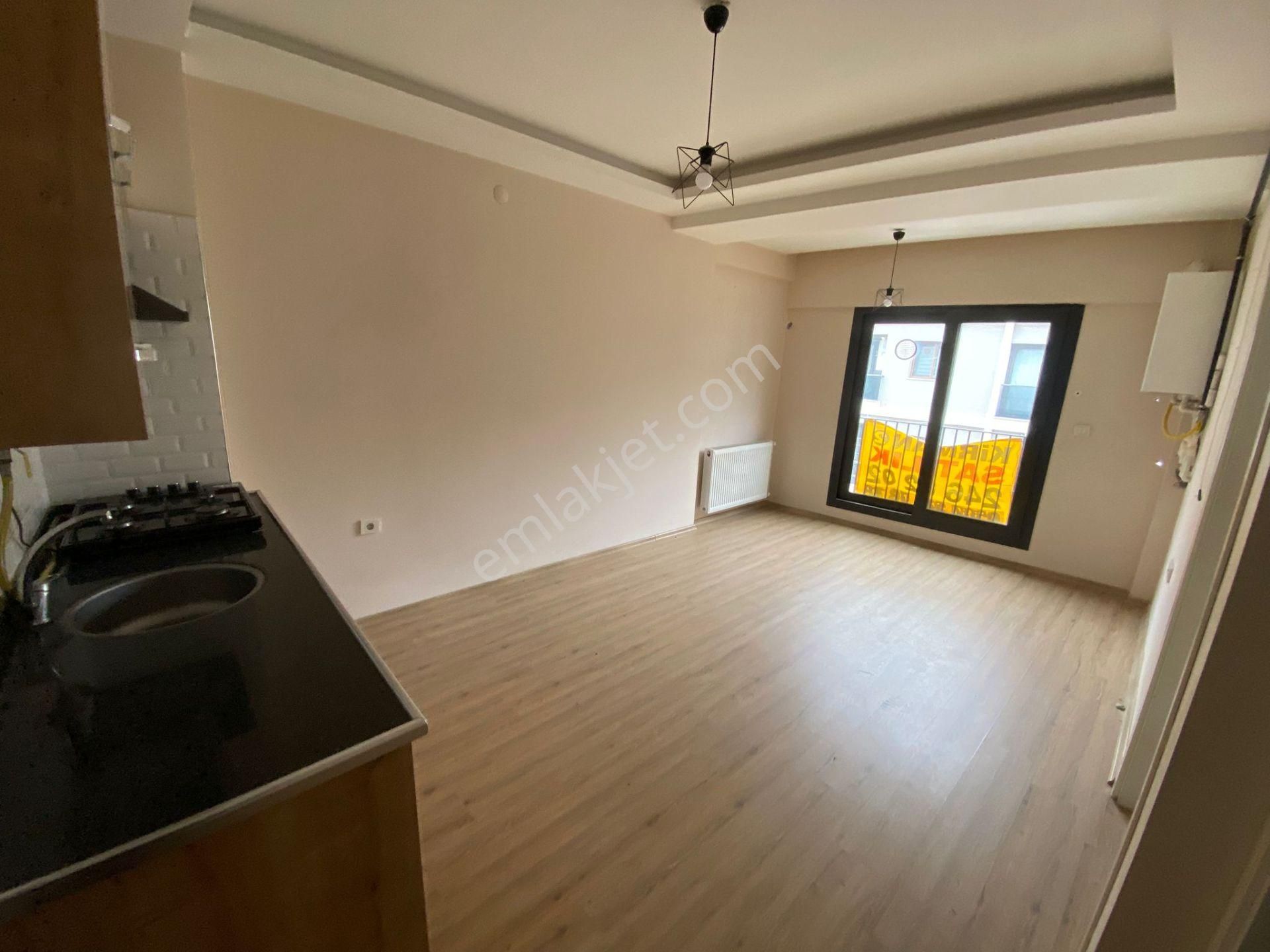 Acill Buca Hasanağa Bahçesi Üçkuyular Meydan Yanı 1+ 1 45m2 Dgazlı Asansörlü Arakat Satılık Daire - Görsel 4