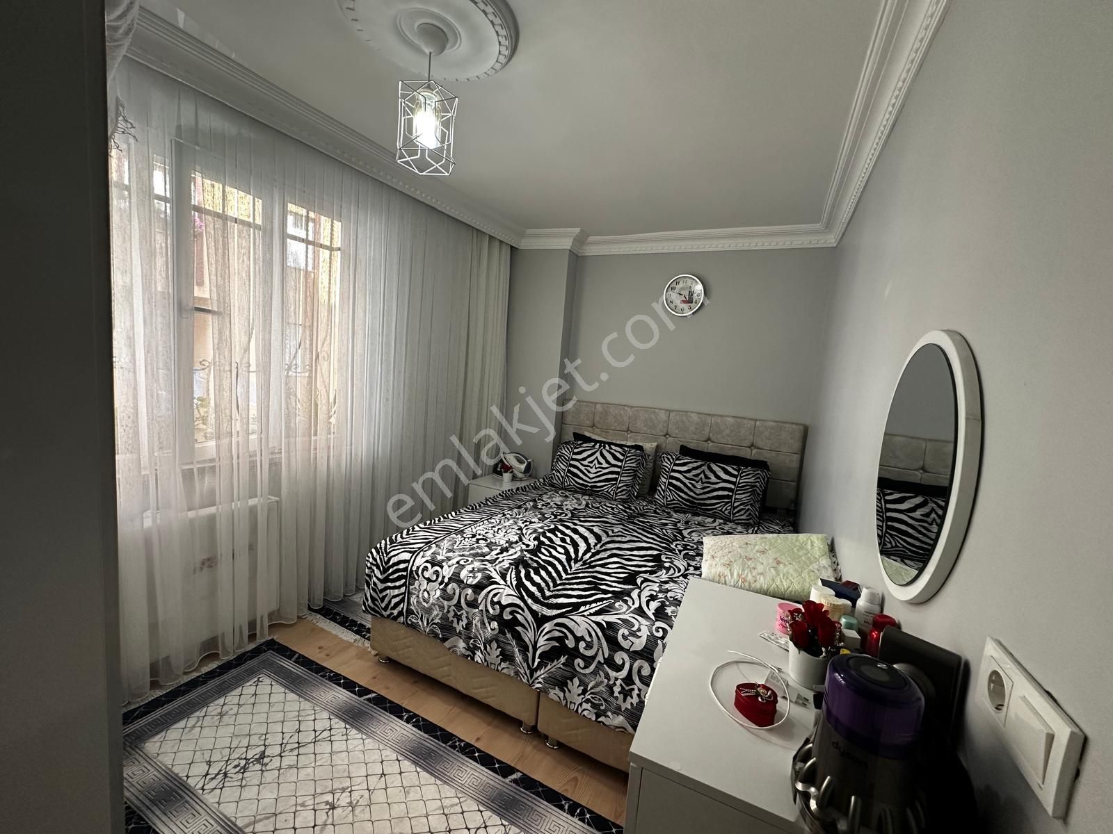 Gaziosmanpaşa Merkez'de Kullanışlı Ferah Satılık 2+1 Daire - Görsel 15