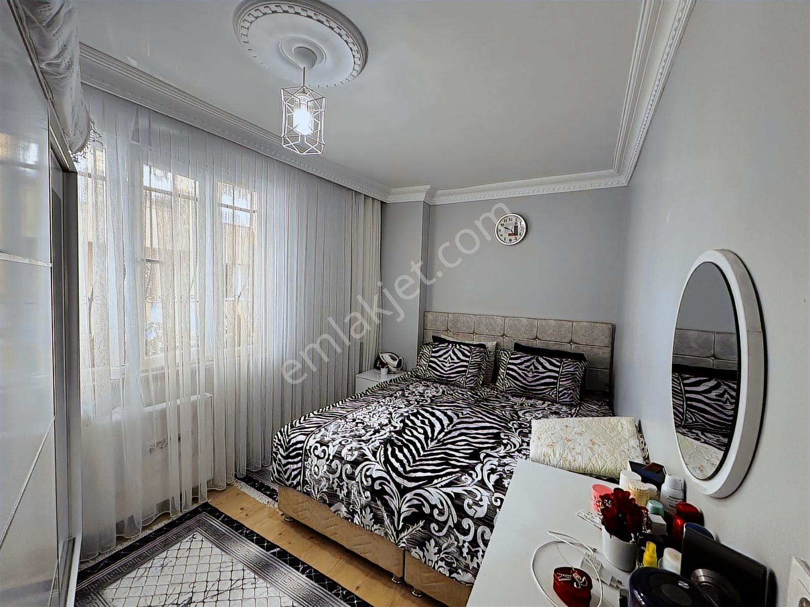 Gaziosmanpaşa Merkez'de Kullanışlı Ferah Satılık 2+1 Daire - Görsel 10