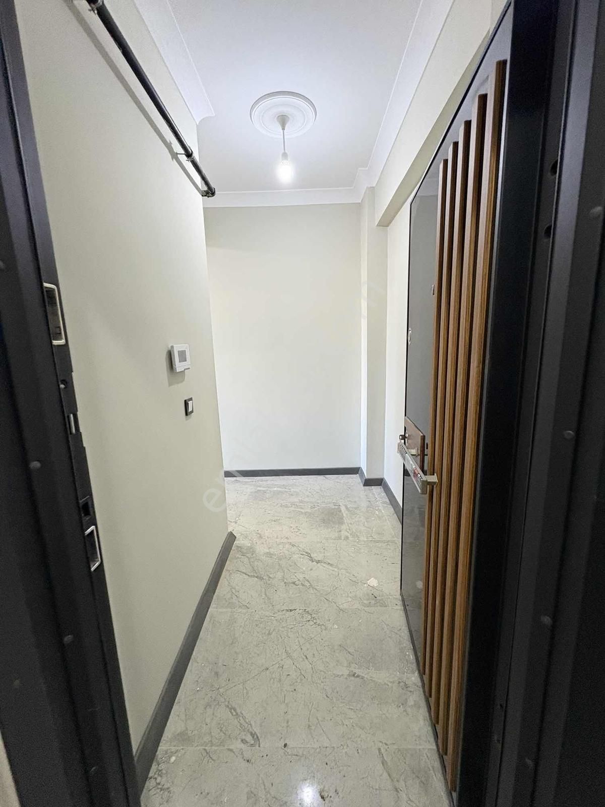 Yavuzhan Gayrimenkul'den Veliköy'de Sıfır 1+1 Kiralık Daire - Görsel 17