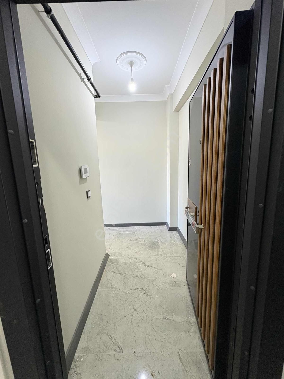 Yavuzhan Gayrimenkul'den Veliköy'de Sıfır 1+1 Kiralık Daire - Görsel 19