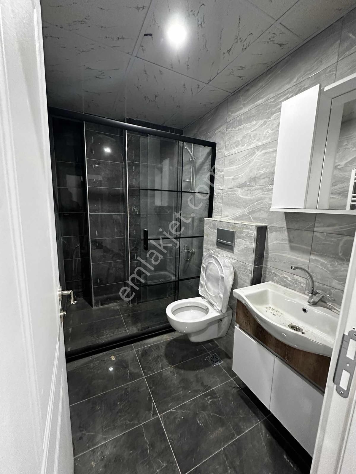 Yavuzhan Gayrimenkul'den Sıfır 1+1 Kiralık Daire Üniversite Yanı - Görsel 18