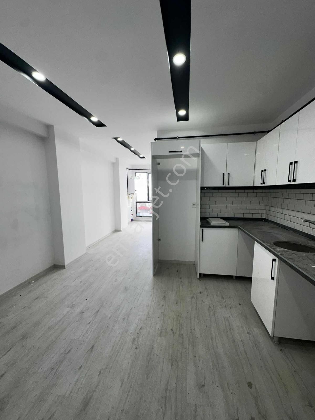 Yavuzhan Gayrimenkul'den Sıfır 1+1 Kiralık Daire Üniversite Yanı - Görsel 19