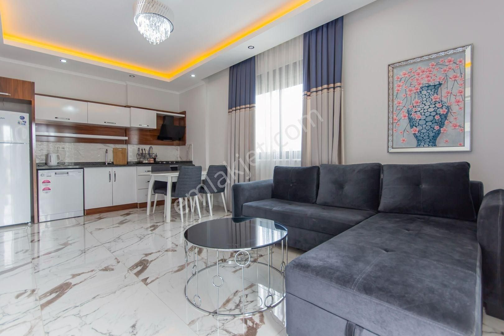 Alanya / Mahmutlar’da Full Eşyalı 1+1 Satılık Daire – Zengin Site Olanaklı - Görsel 3