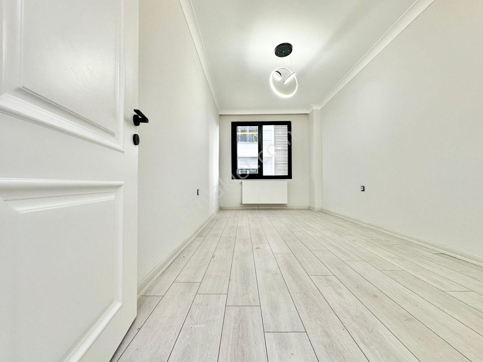 ꧁ay Emlaktan꧂akçay'da Muhteşem Konumlu Kombili Kapalı Balkon Satılık 1+1 Lüx Daire - Görsel 18