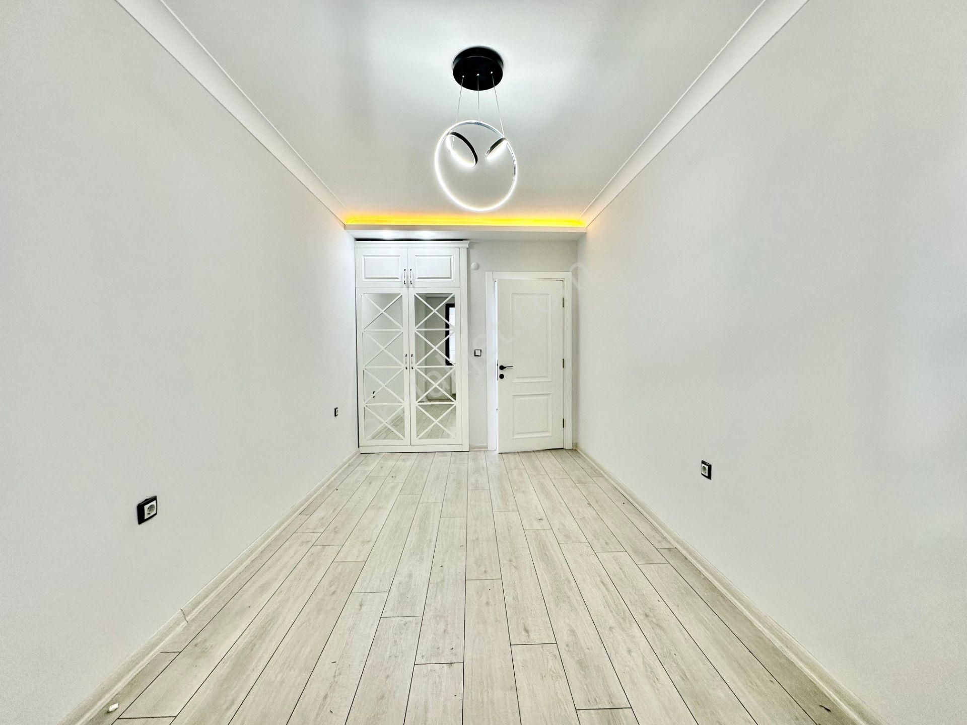 ꧁ay Emlaktan꧂akçay'da Muhteşem Konumlu Kombili Kapalı Balkon Satılık 1+1 Lüx Daire - Görsel 23