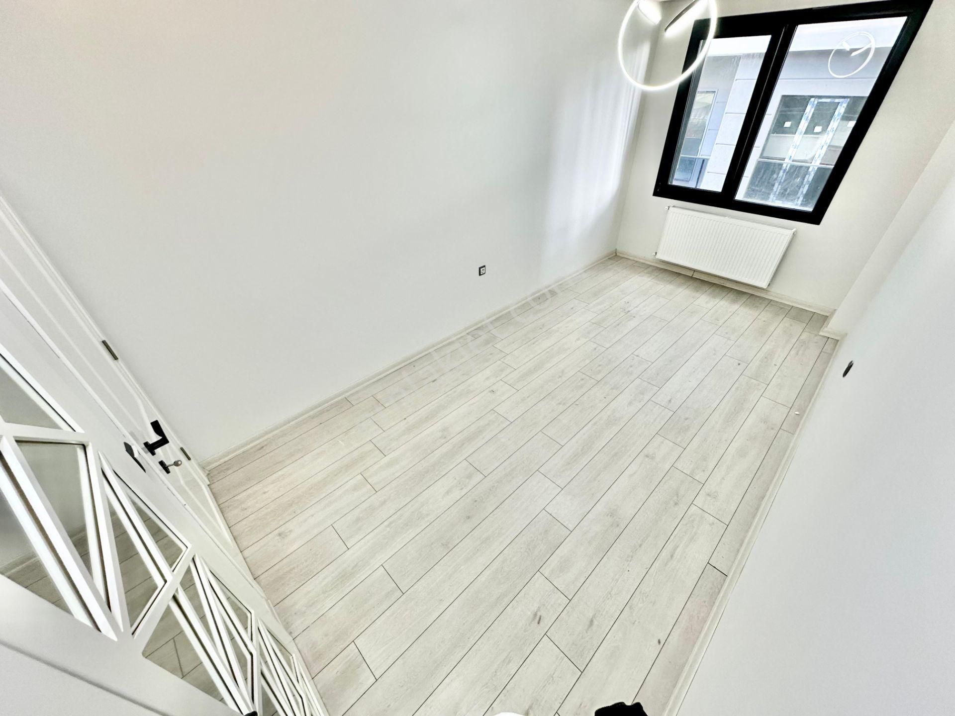 ꧁ay Emlaktan꧂akçay'da Muhteşem Konumlu Kombili Kapalı Balkon Satılık 1+1 Lüx Daire - Görsel 17