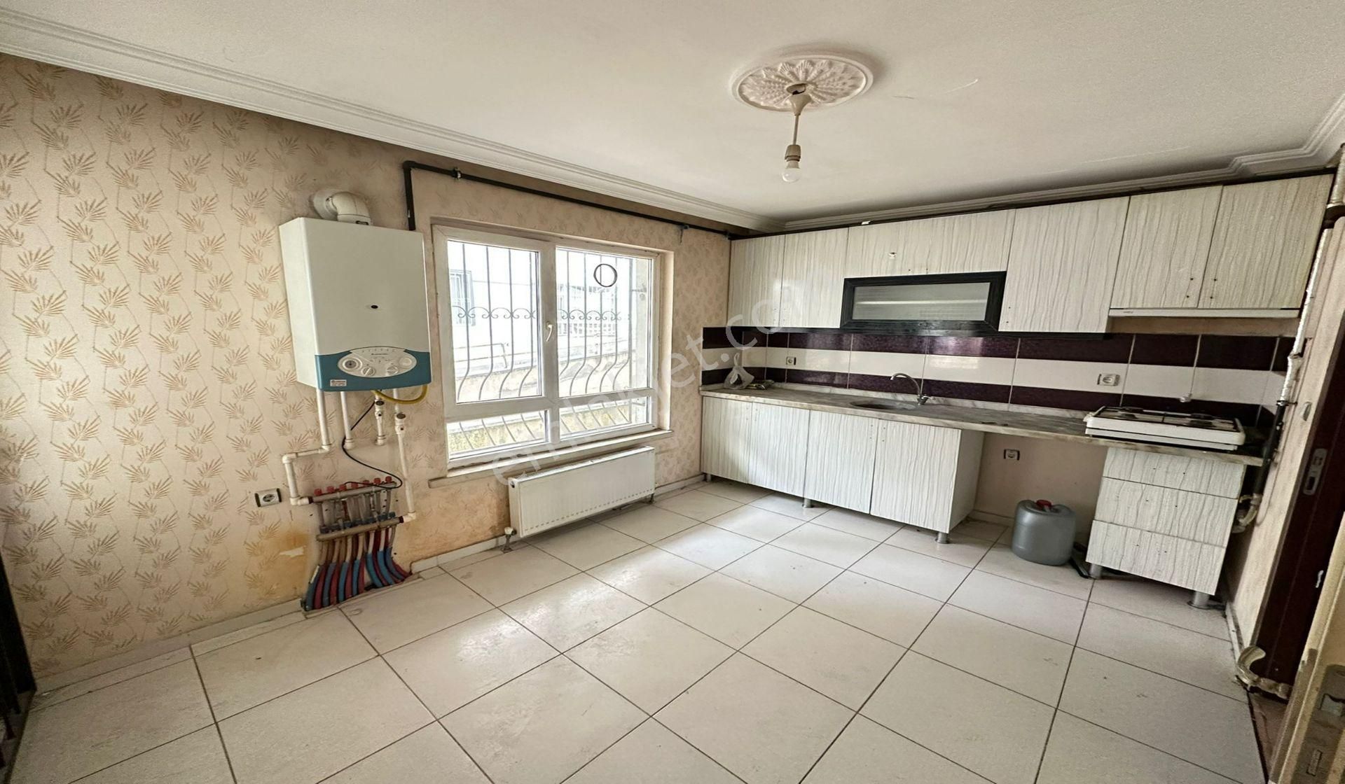 Kanuni Geniş Metrekareli 3+1 Yüksek Giriş Lise Yakını Masrafsız - Görsel 4