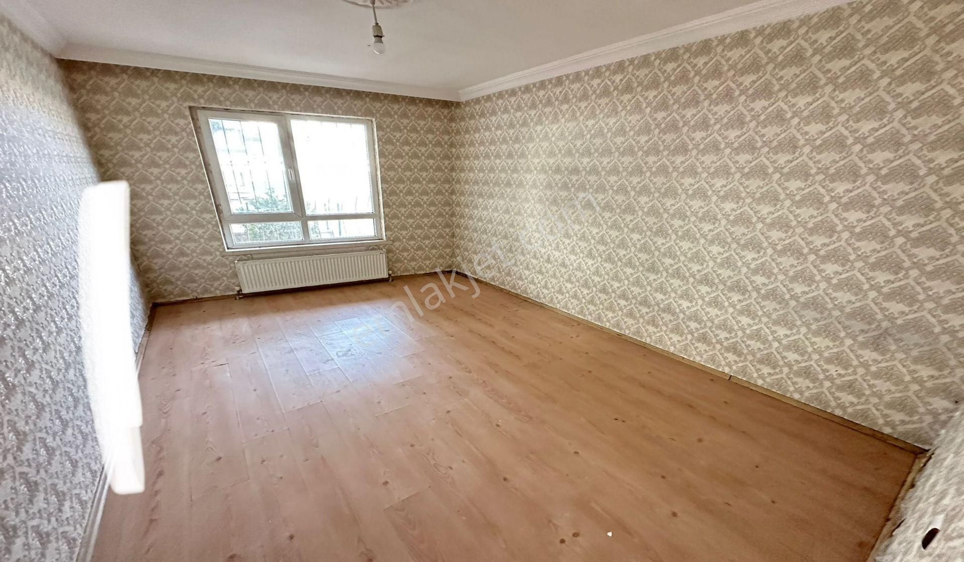 Kanuni Geniş Metrekareli 3+1 Yüksek Giriş Lise Yakını Masrafsız - Görsel 12