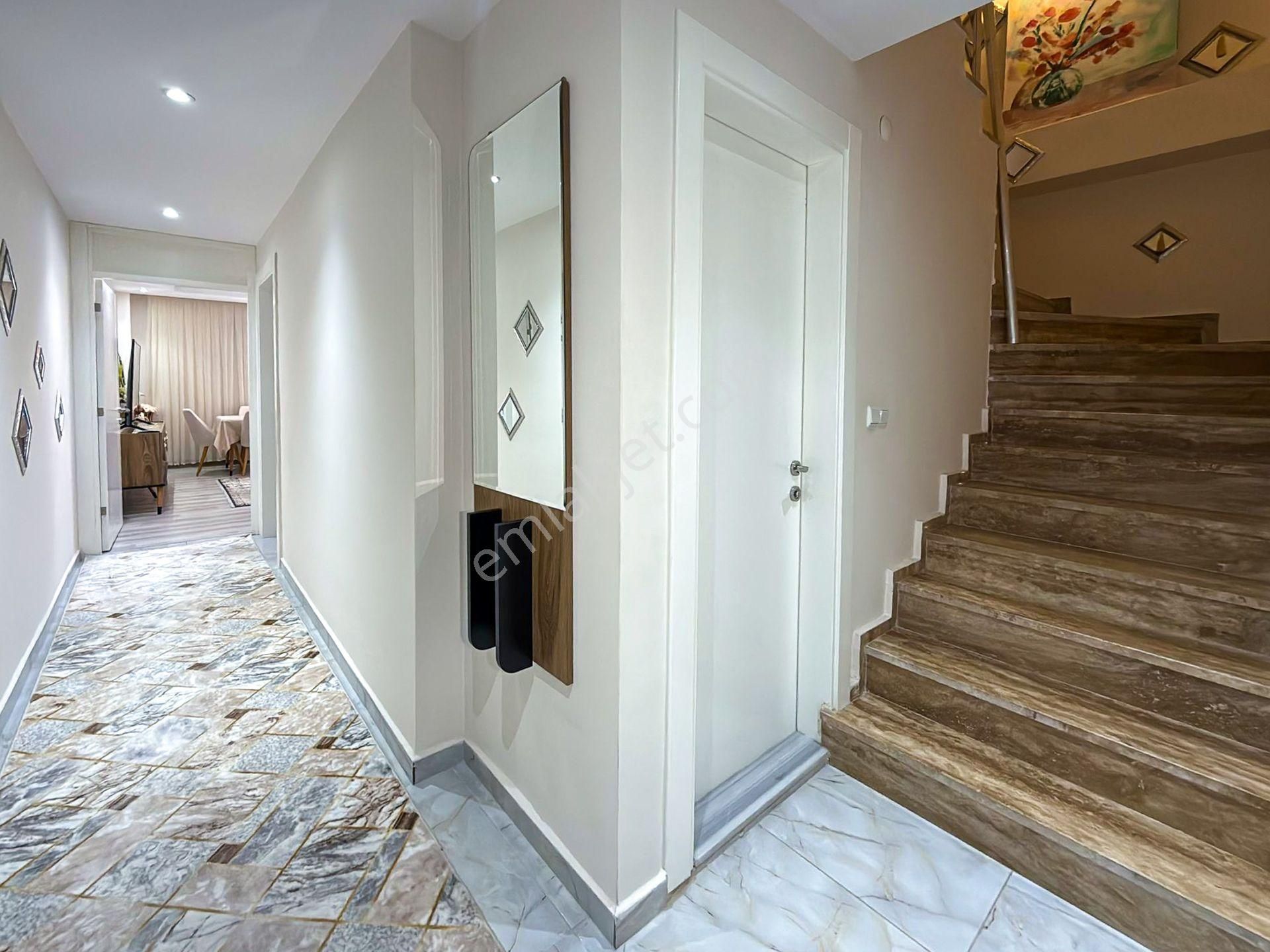 Alanya Hacet'te 150 M² Manzaralı Ayrı Mutfaklı Eşyalı 2+1 Dublex - Görsel 15