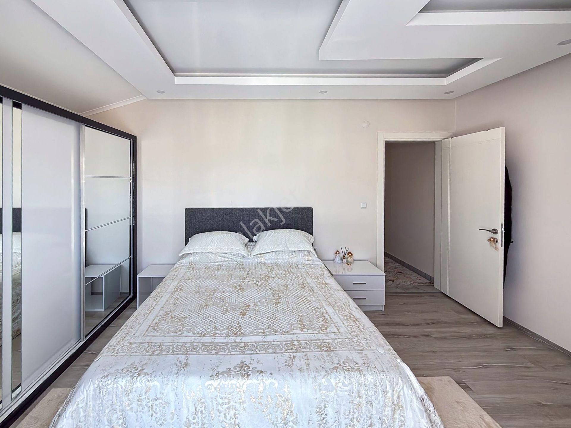 Alanya Hacet'te 150 M² Manzaralı Ayrı Mutfaklı Eşyalı 2+1 Dublex - Görsel 9