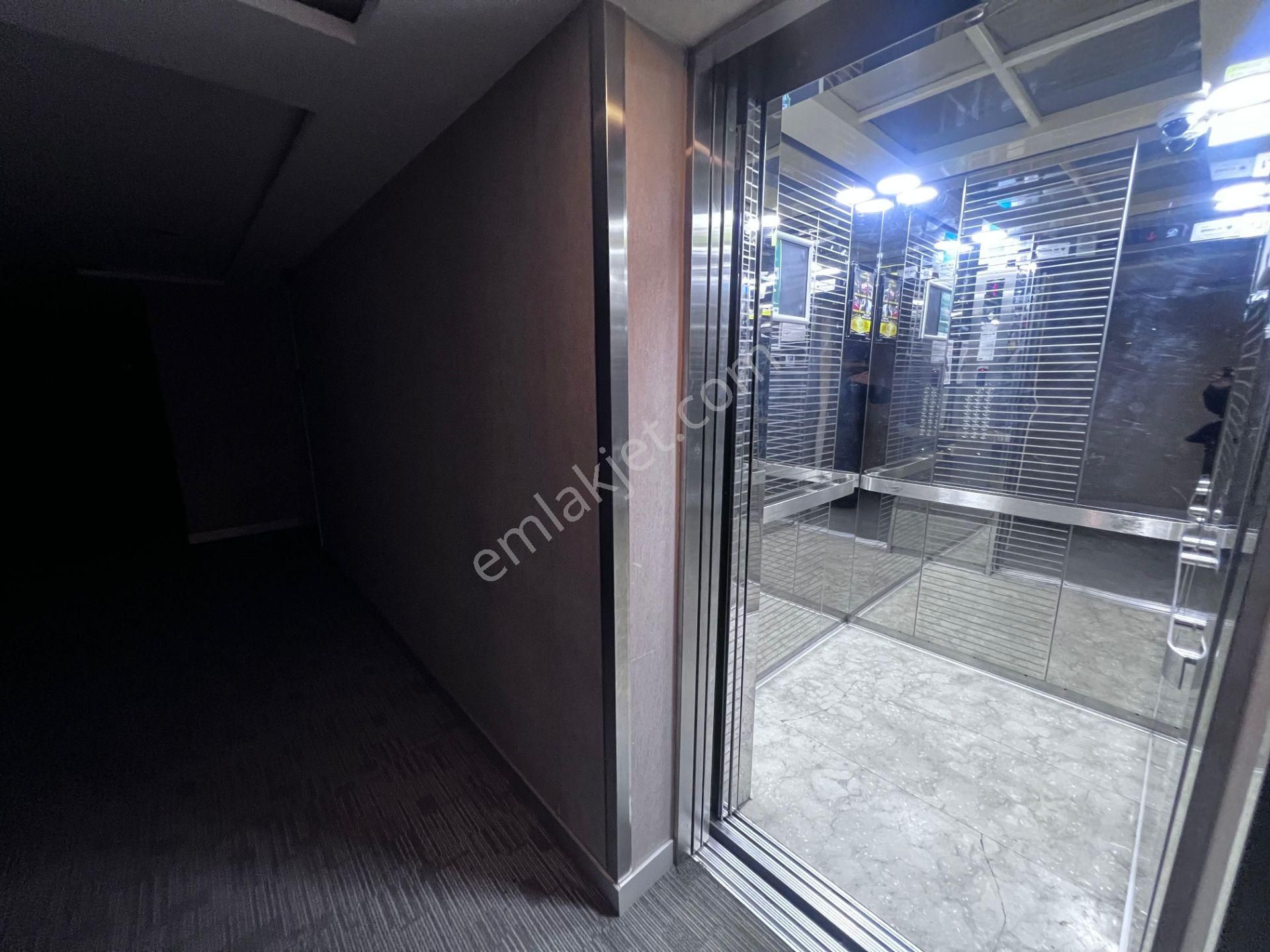 Esenyurt'un Gözbebeği Terrace Mix Sitesi Metrobüse Komşu Kaçırılmayacak 1+1 Eşyalı Fırsat Dairemiz - Görsel 6