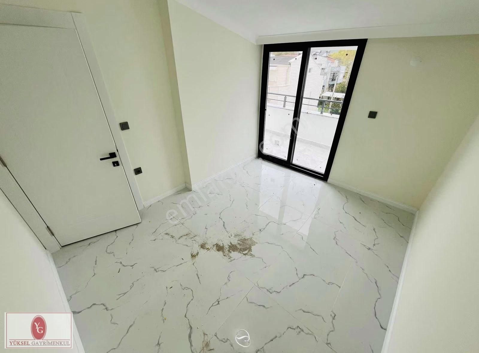 Yükselden Gürede Denize 50 Metre Ultra Lüx Tasarım 4+1 Villa - Görsel 14