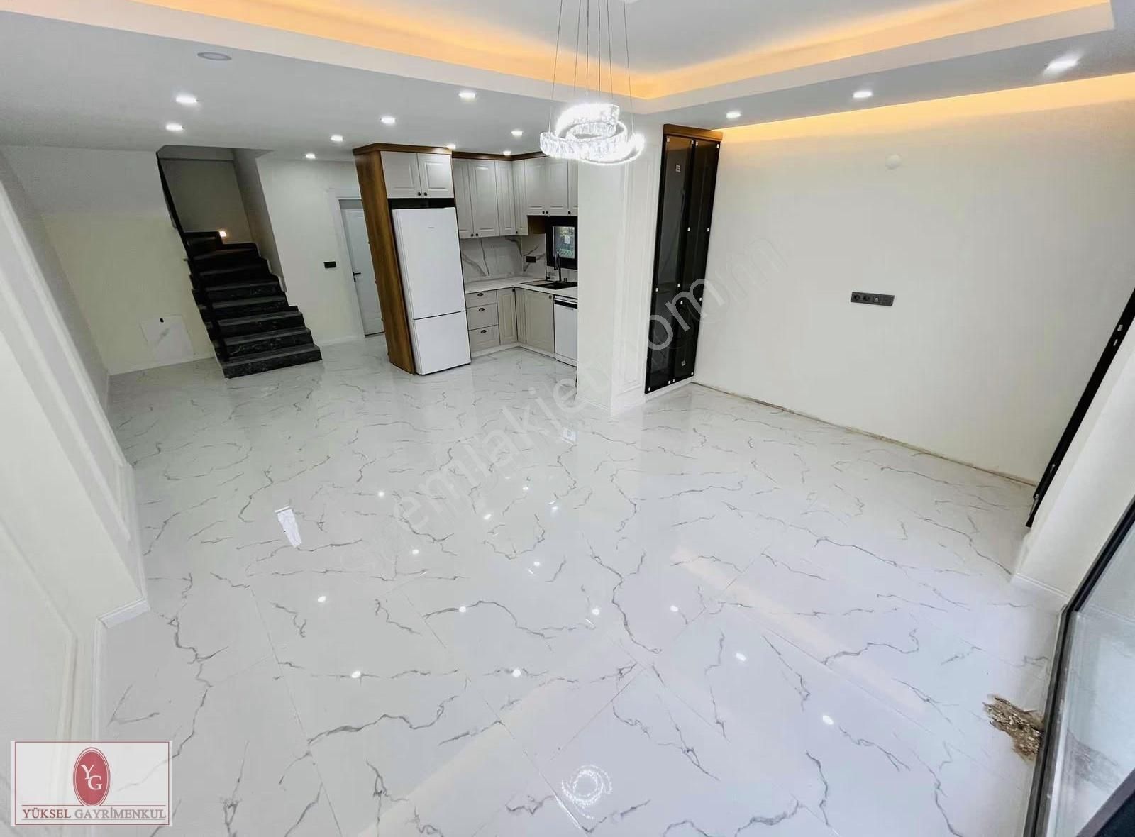 Yükselden Gürede Denize 50 Metre Ultra Lüx Tasarım 4+1 Villa - Görsel 9