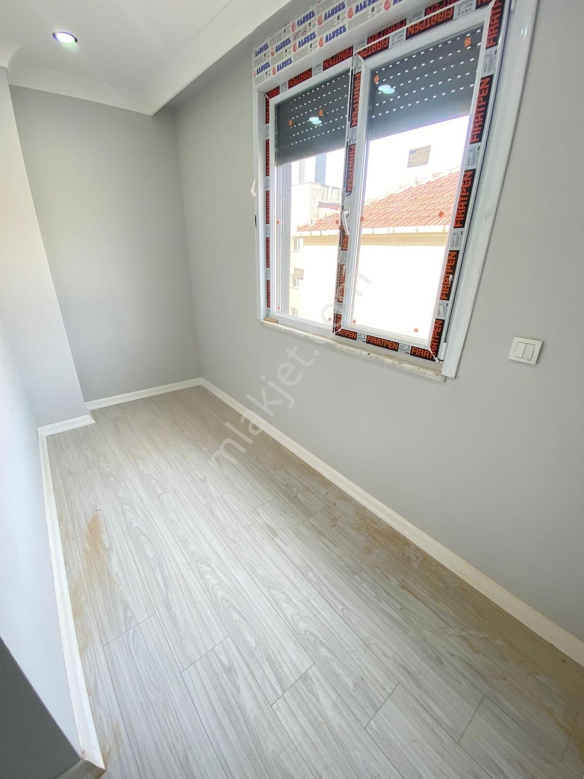 Petrol-iş Mah. Cadde Üzeri, Sıfır, Geniş, 3 Banyolu, Teraslı 5+2 - Görsel 9