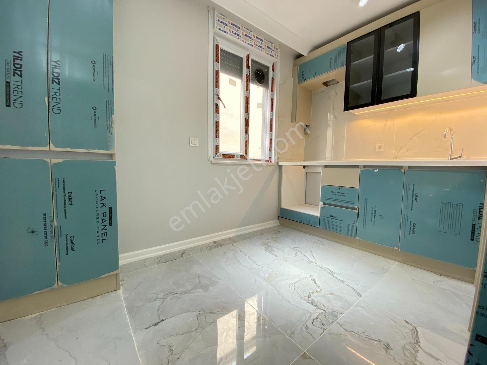 Petrol-iş Mah. Cadde Üzeri, Sıfır, Geniş, 3 Banyolu, Teraslı 5+2 - Görsel 2