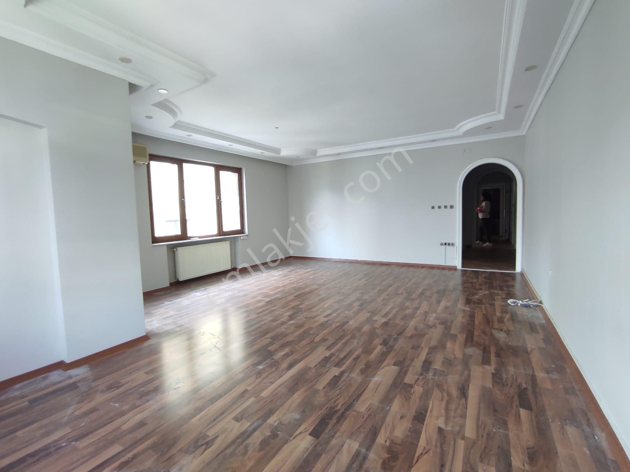 Bahçelieveler Ömür Plaza Yakını 3+1 Kiralık Daire - Görsel 8