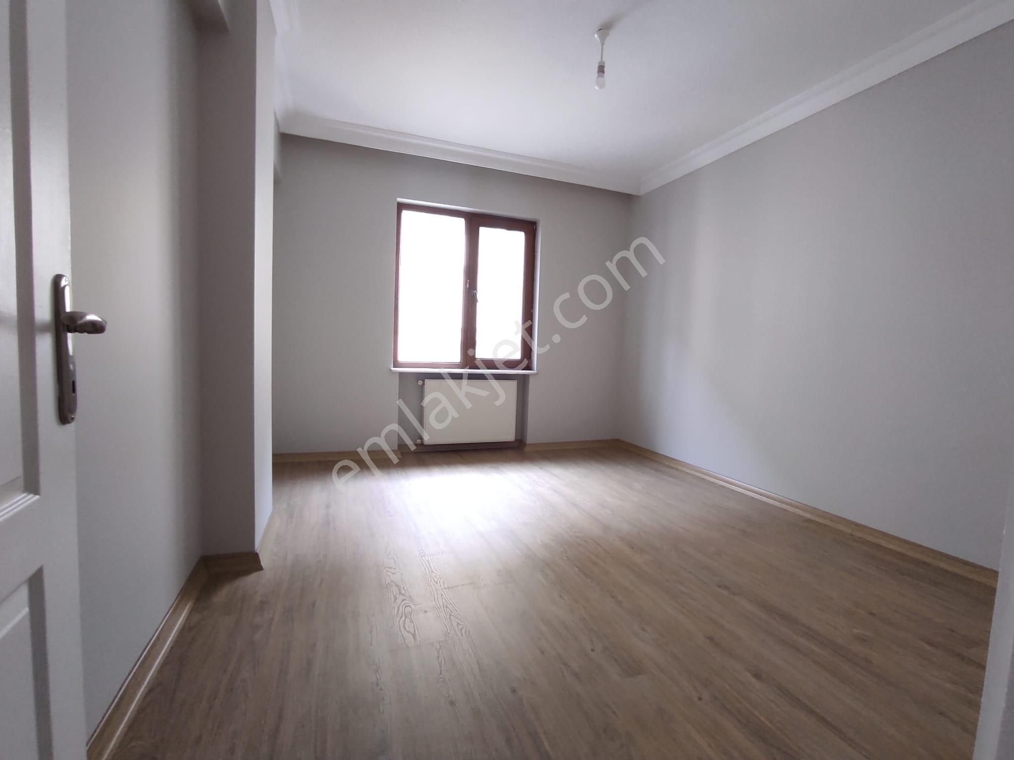 Bahçelieveler Ömür Plaza Yakını 3+1 Kiralık Daire - Görsel 31