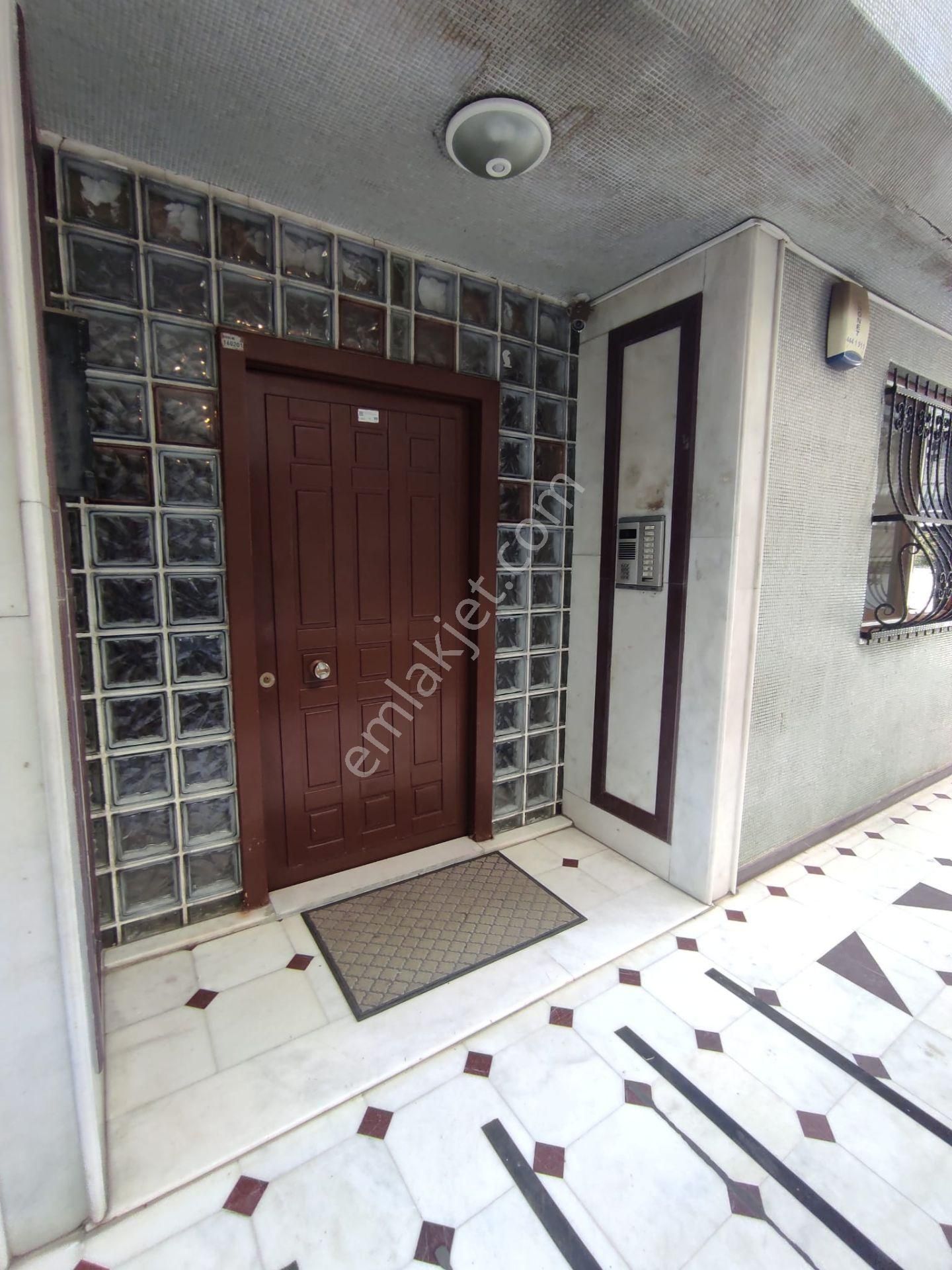 Bahçelieveler Ömür Plaza Yakını 3+1 Kiralık Daire - Görsel 3