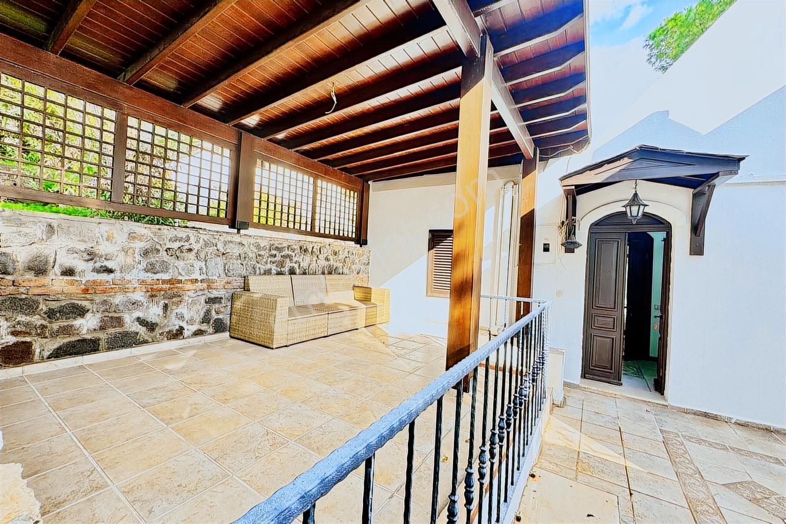 Bodrum Bitez Aktur C Mah. Deniz Manzaralı Köşe Villa - Görsel 4