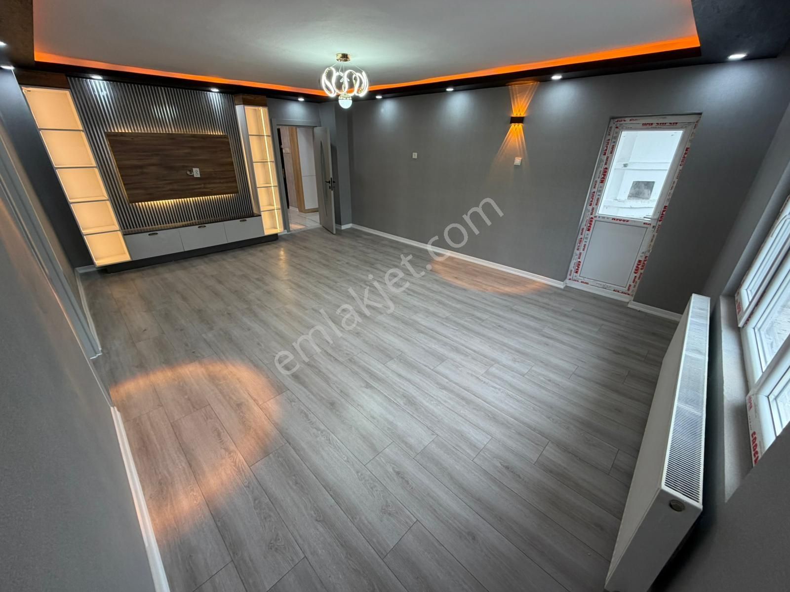 Beyler'den Giyinme Odalı Çift Banyo Çift Balkon Arakat 3+1 Daire - Görsel 34