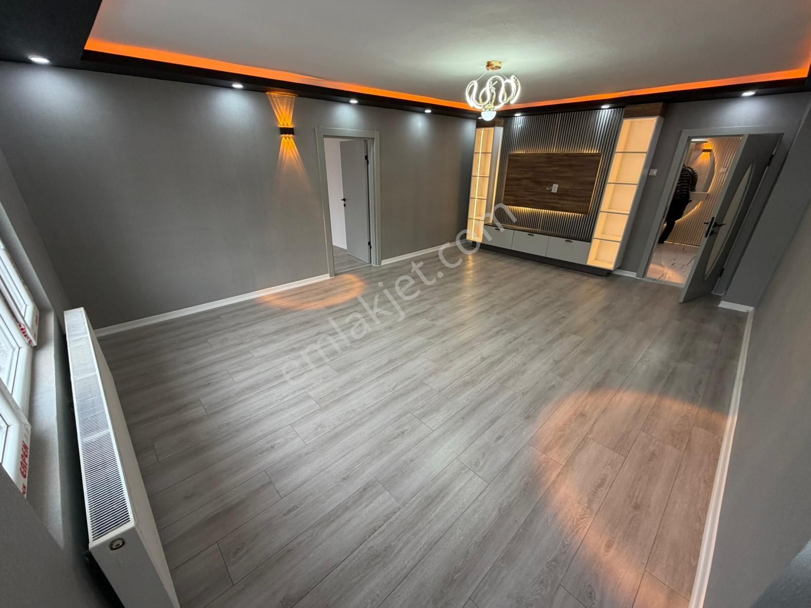 Beyler'den Giyinme Odalı Çift Banyo Çift Balkon Arakat 3+1 Daire - Görsel 19