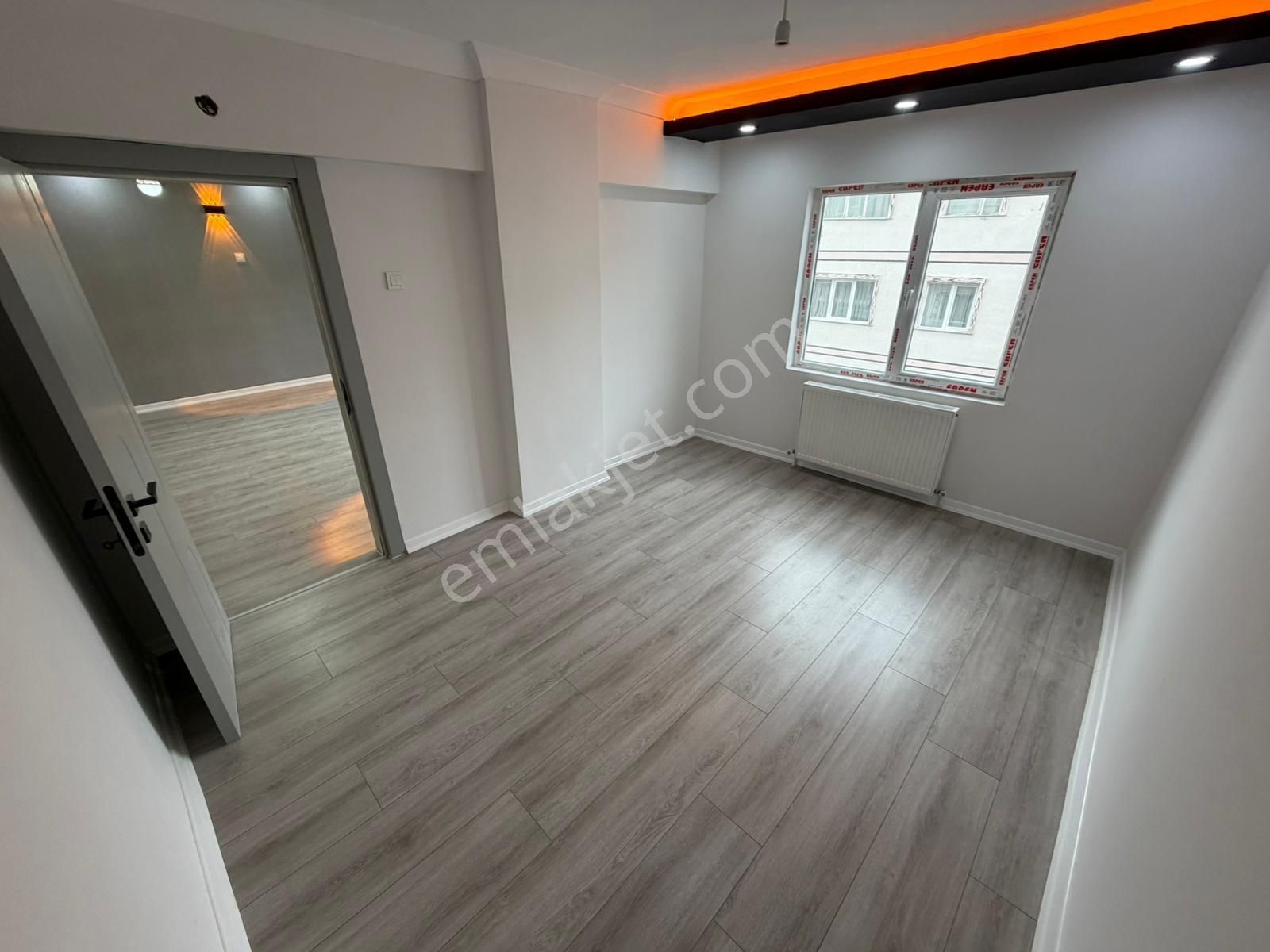 Beyler'den Giyinme Odalı Çift Banyo Çift Balkon Arakat 3+1 Daire - Görsel 23