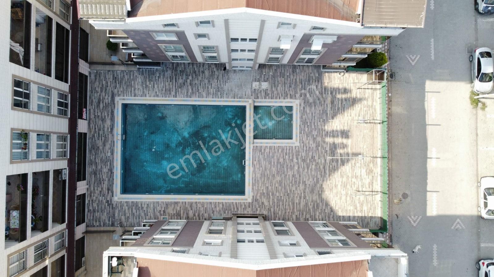 Yükselden Altınkumda Kapalı Otoparklı Havuzlu Ultra Lux 1+1daire