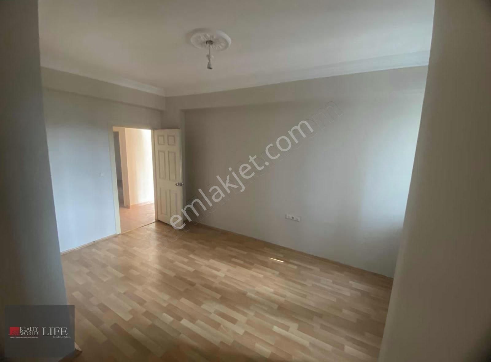 Rw Lıfe// Gökmeydan Mh Dede Efendi Cd Üzerinde Kiralık 3+1 Daire - Görsel 11