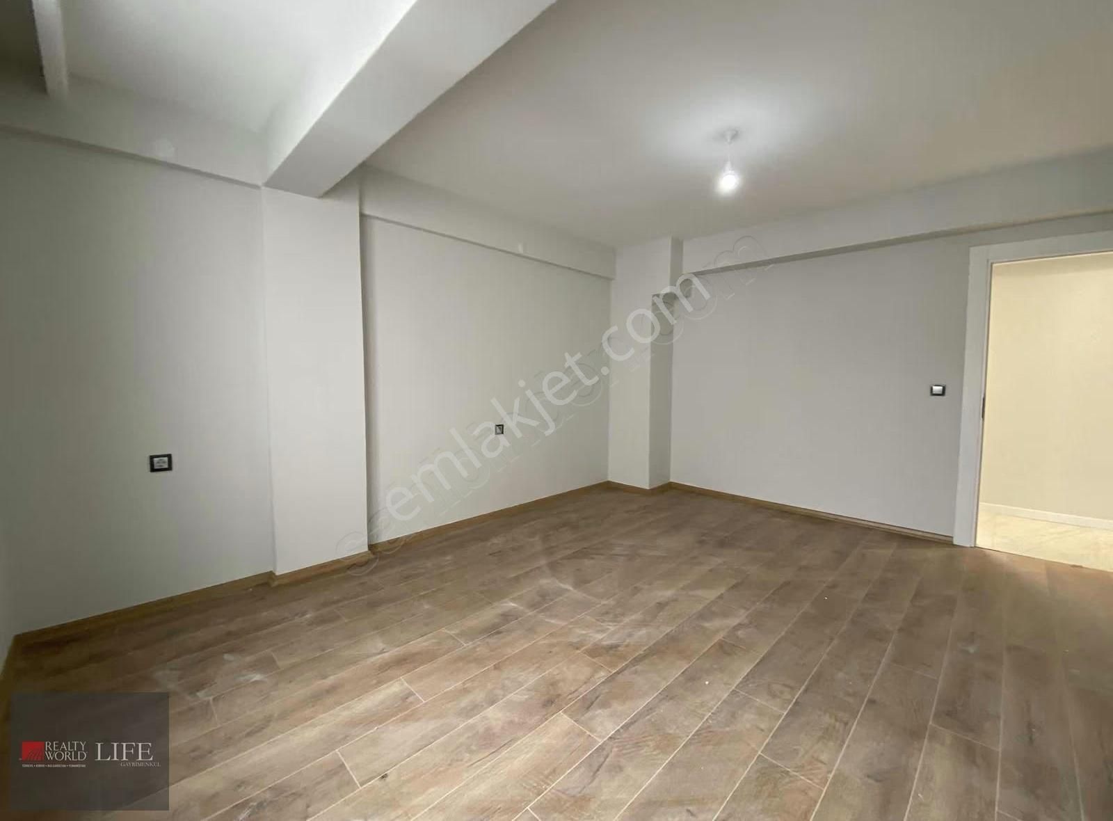 Rw Lıfe//çamlıca Mh Özel Garajlı Geniş 3+1 Ara Kat Satılık Daire - Görsel 15