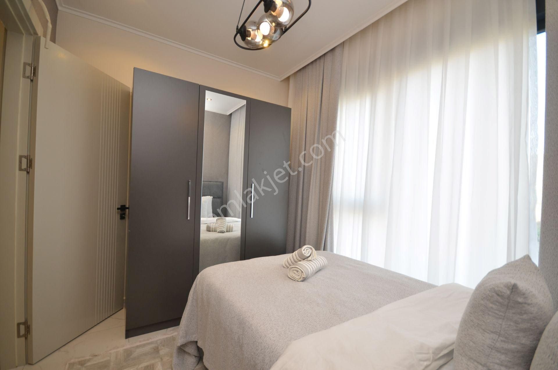 Alanya / Demirtaş’ta Deniz & Havuz Manzaralı, Full Eşyalı 2+1 Satılık Daire - Görsel 8