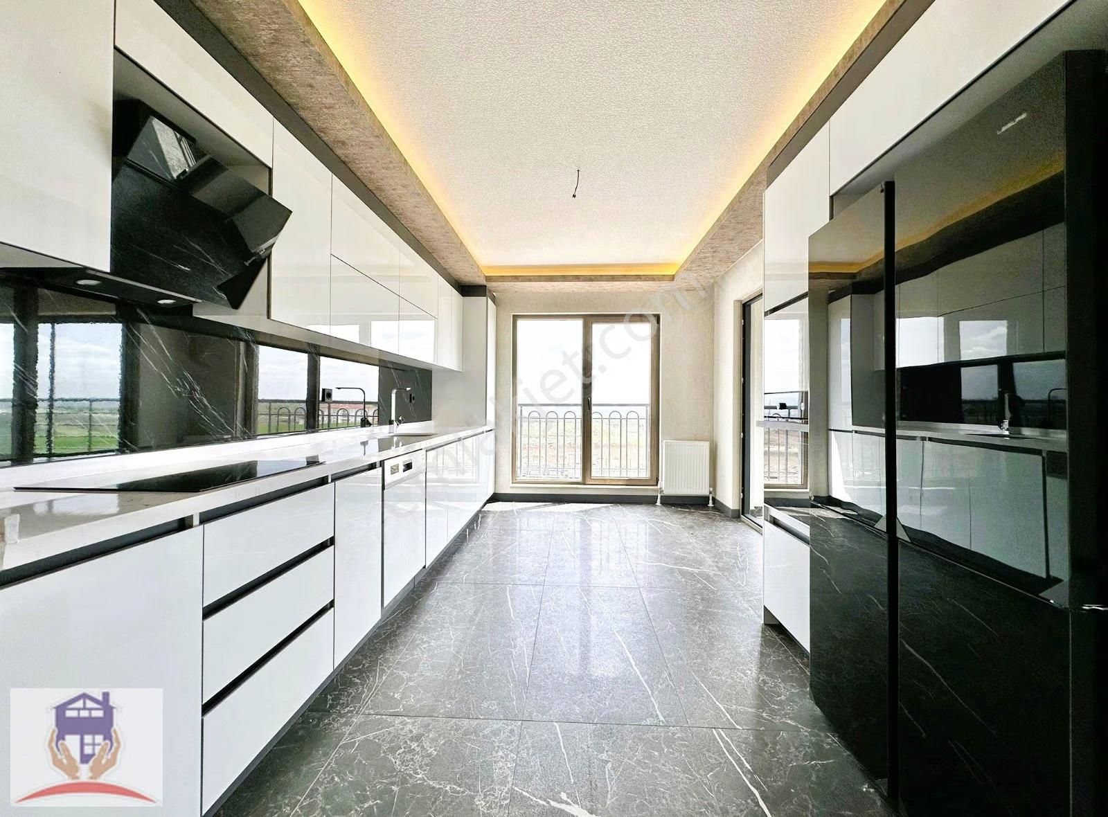 Okullar Bölgesinde K.otoparklı Güney Cephe Süper Fiyat Daire - Görsel 17