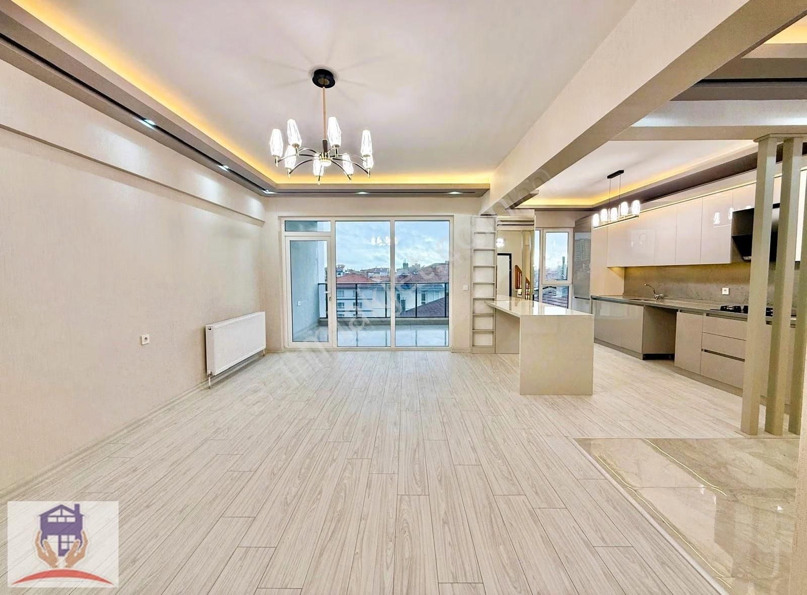 Pursaklar'da Süper Konum Merkezin Tam Ortasında 5+2 Fuul Dublex - Görsel 24