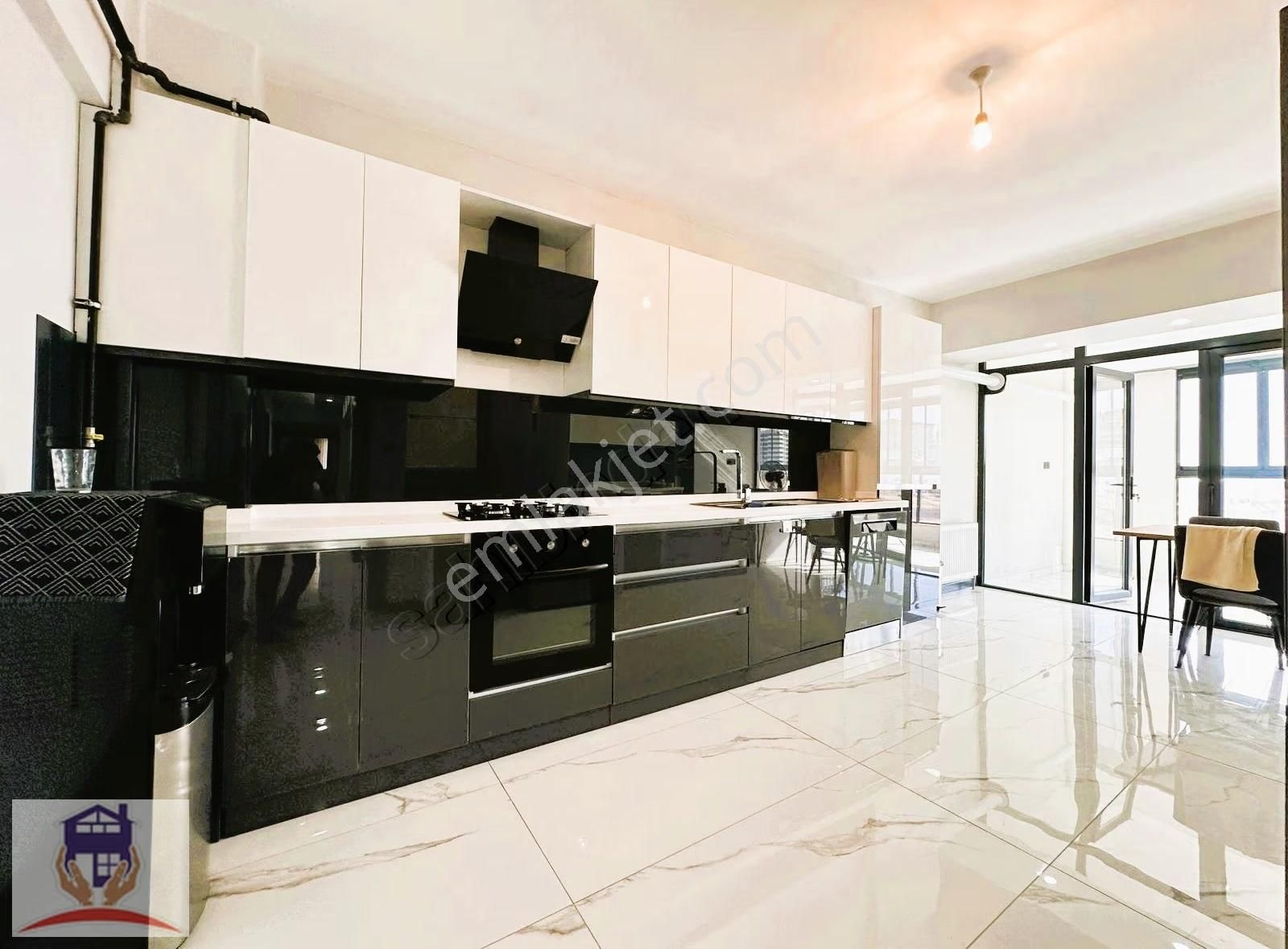 Süper Fiyat Okullar Bölgesinde K.otoparklı Güney Cephe 4+1