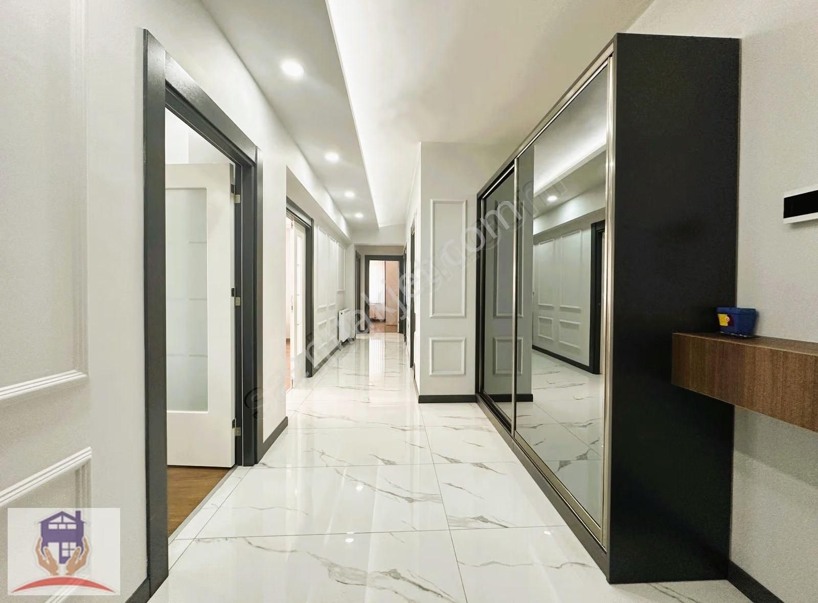 Süper Fiyat Okullar Bölgesinde K.otoparklı Güney Cephe 4+1 - Görsel 5