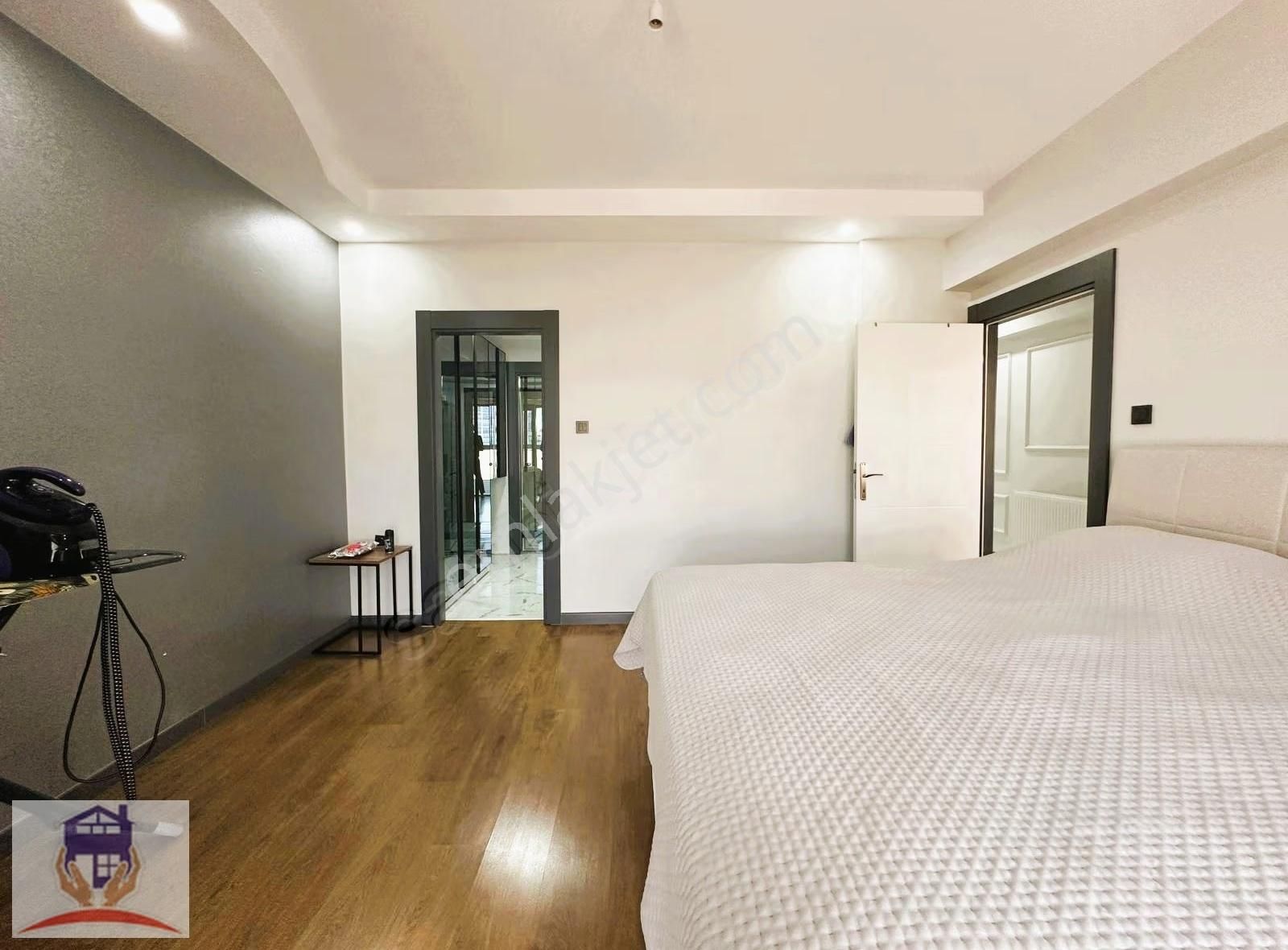 Süper Fiyat Okullar Bölgesinde K.otoparklı Güney Cephe 4+1 - Görsel 18