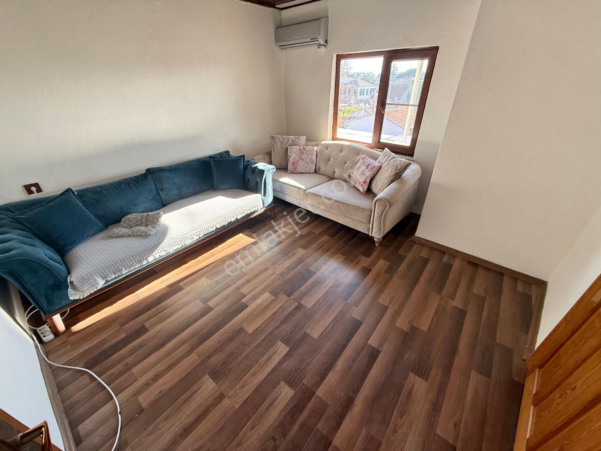 Yüksel'den Satılık Zeytinli Köyün'de Geniş Teraslı Fırsat 2+1 Daire - Görsel 4